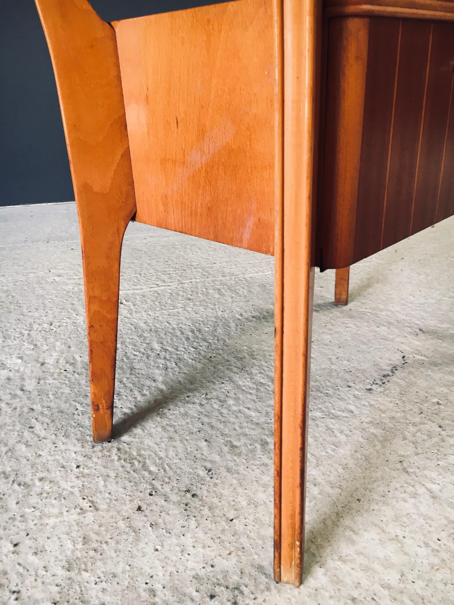 Table de chevet par Gio Ponti pour La Permanente Mobili Cantu, Italie, années 1950 en vente 10