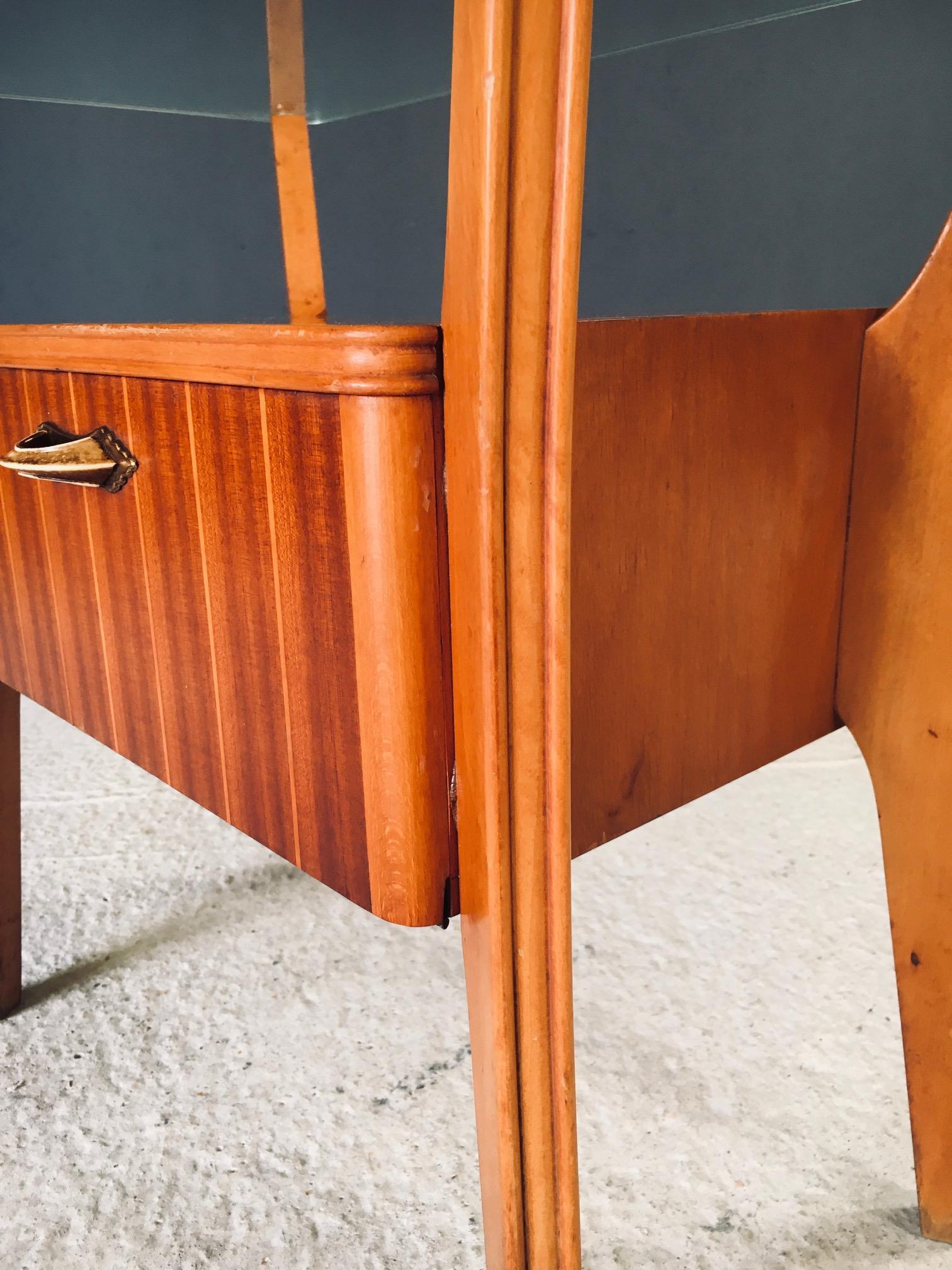 Table de chevet par Gio Ponti pour La Permanente Mobili Cantu, Italie, années 1950 en vente 12