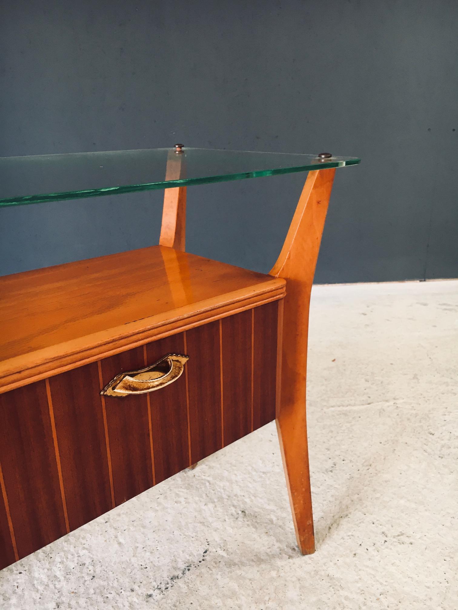 Table de chevet par Gio Ponti pour La Permanente Mobili Cantu, Italie, années 1950 en vente 2