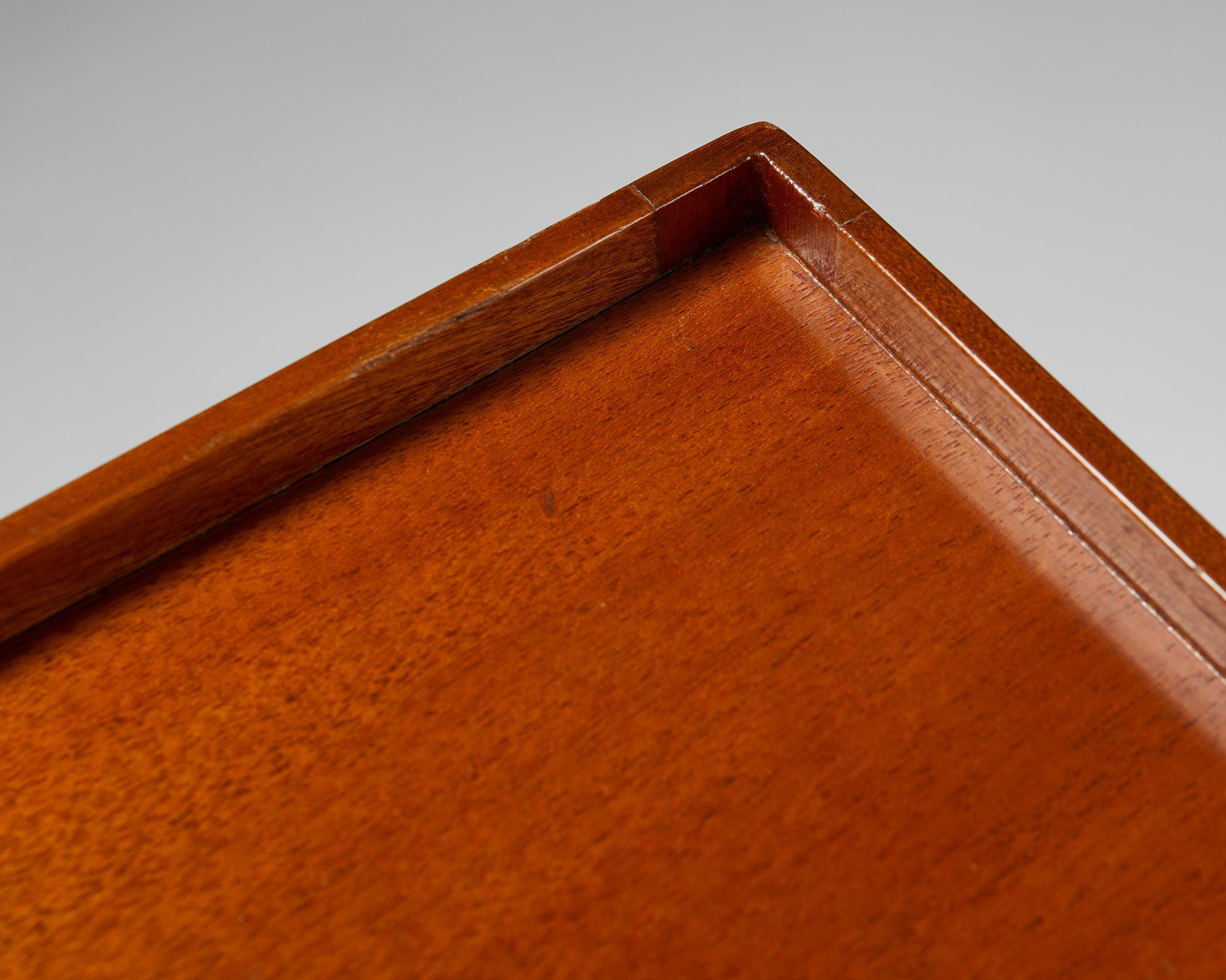 Laiton Table de chevet Modèle '914' Dessinée par Josef Frank pour Svenskt Tenn, Suède en vente