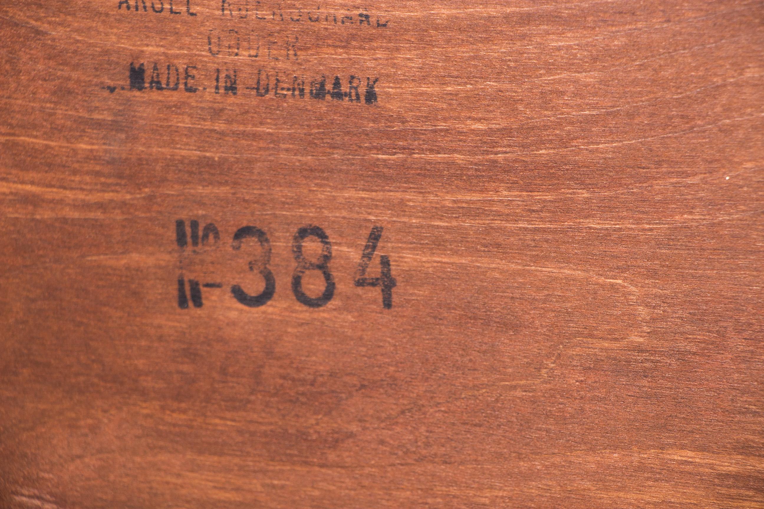 Table de chevet, petite commode danoise en palissandre Modèle 384 Kai Kristiansen en vente 4