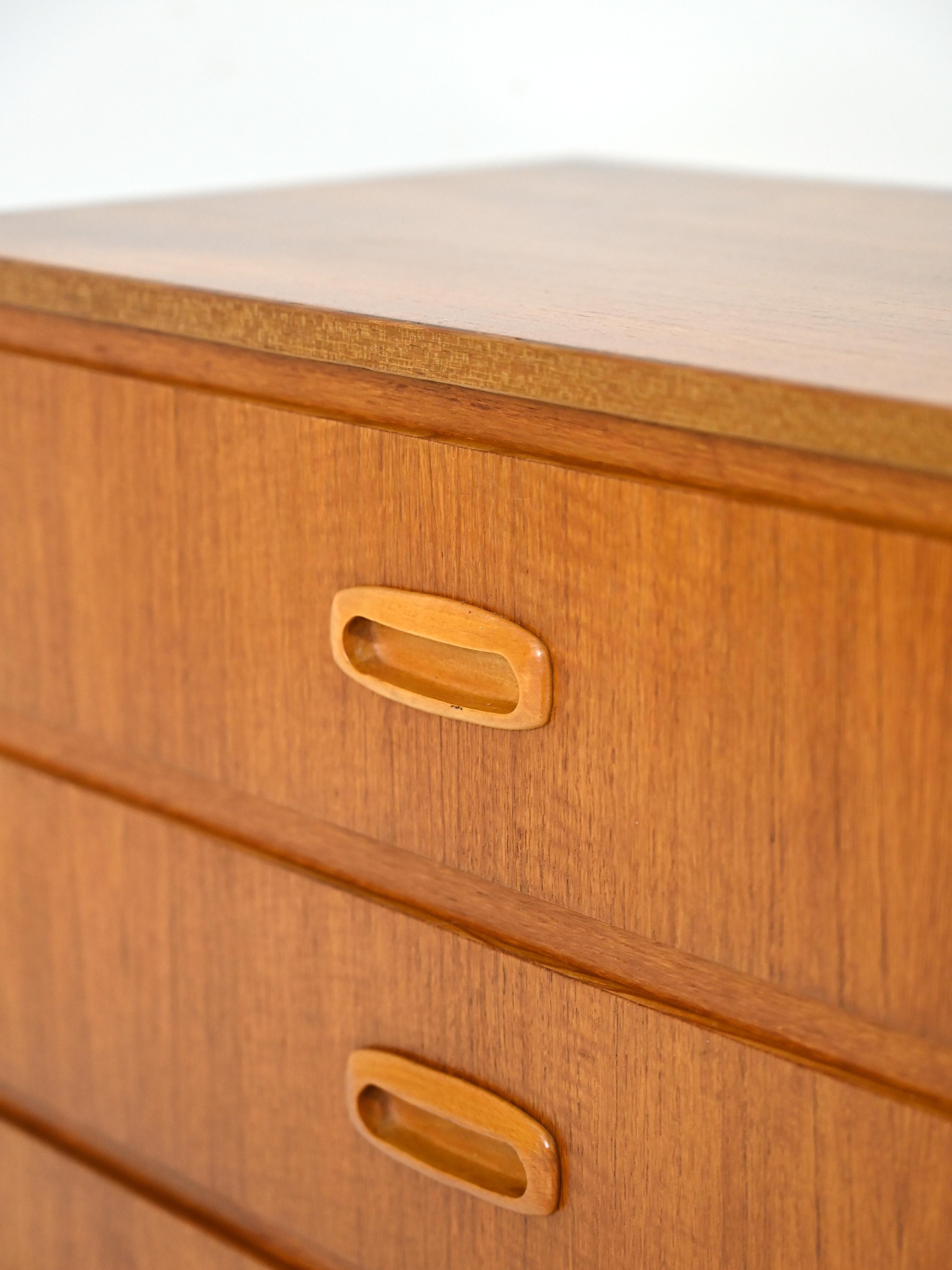 Oak Bedside Table/Small Teak Dresser with Drawers