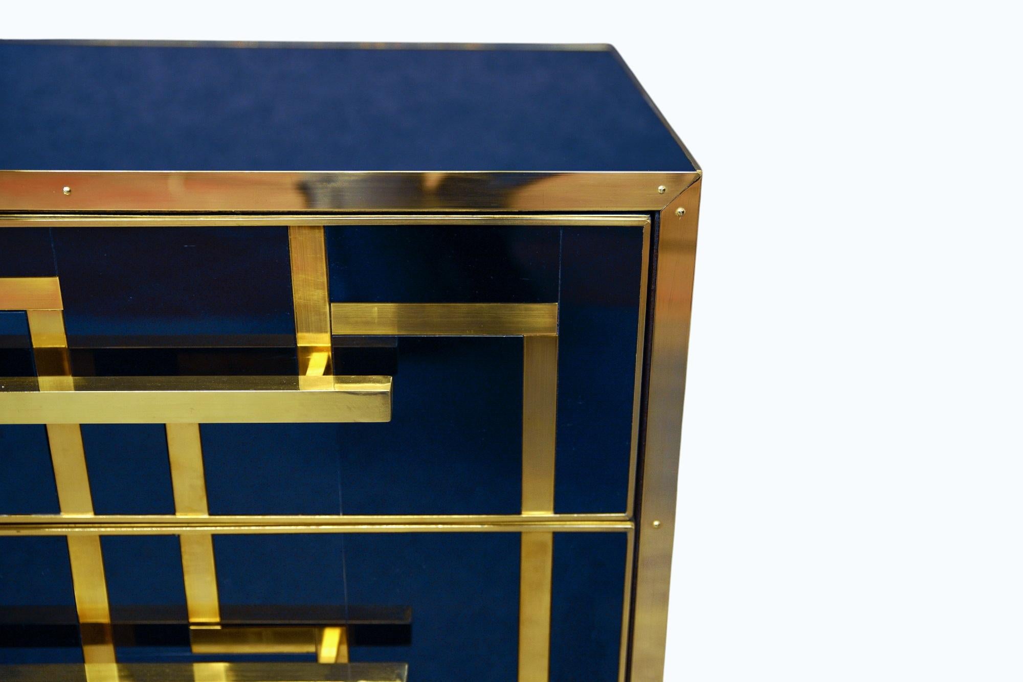 Nachttische für alle, die Blau lieben, handgefertigtes Saphirblau, justfurnituress (Moderne) im Angebot