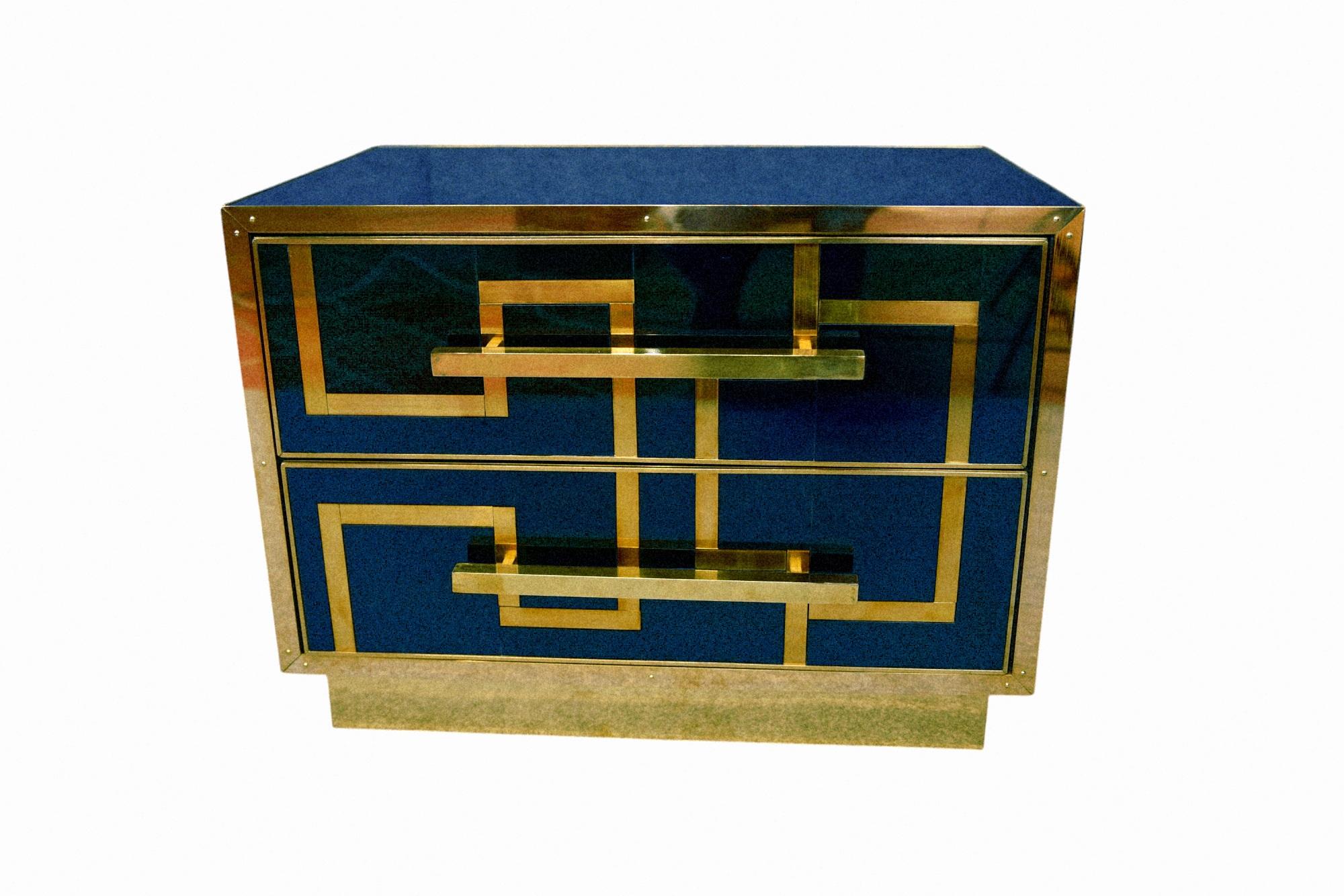 Nachttische für alle, die Blau lieben, handgefertigtes Saphirblau, justfurnituress im Zustand „Neu“ im Angebot in Guazzora, IT