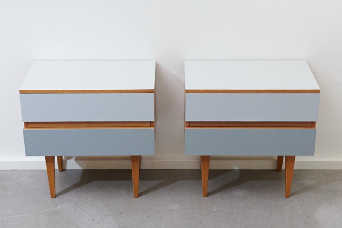 Bedside Tables Shades, Elm, 1960s In Good Condition For Sale In Zurich, Zurich