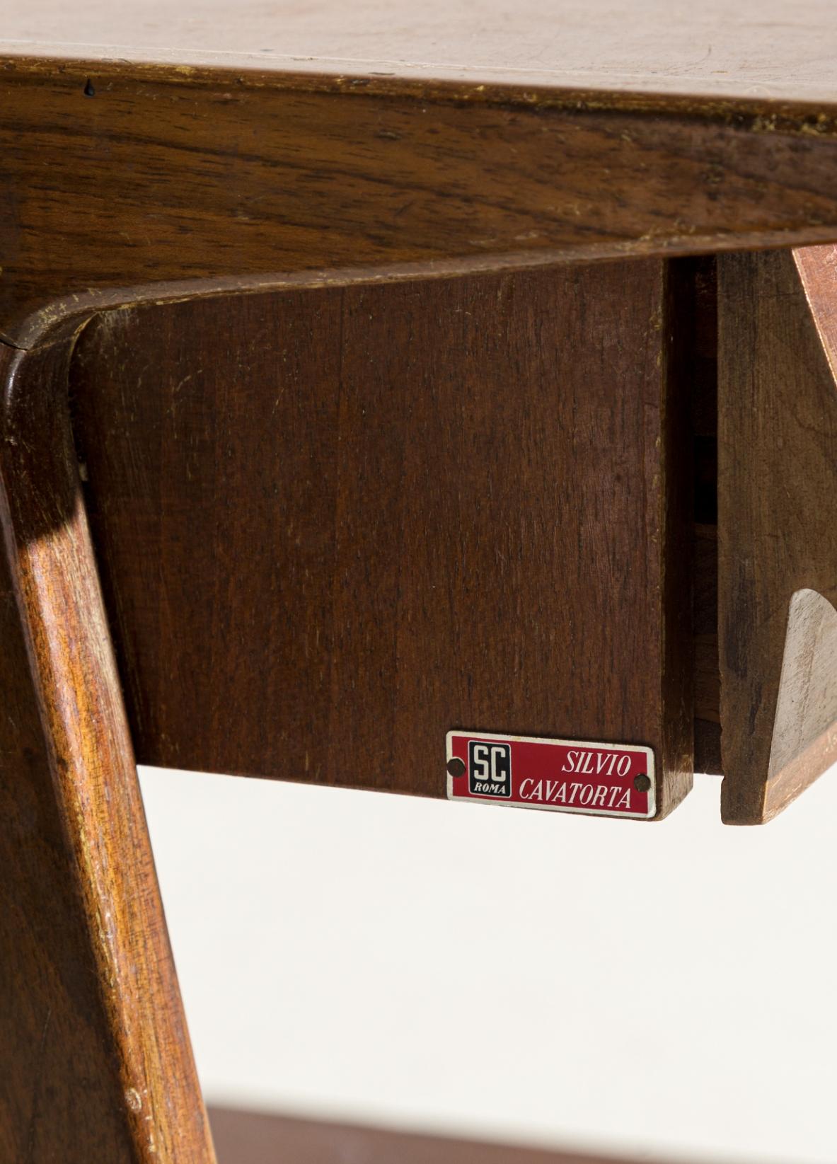 20th Century Bedside tables with front drawer by Silvio Cavatorta For Sale
