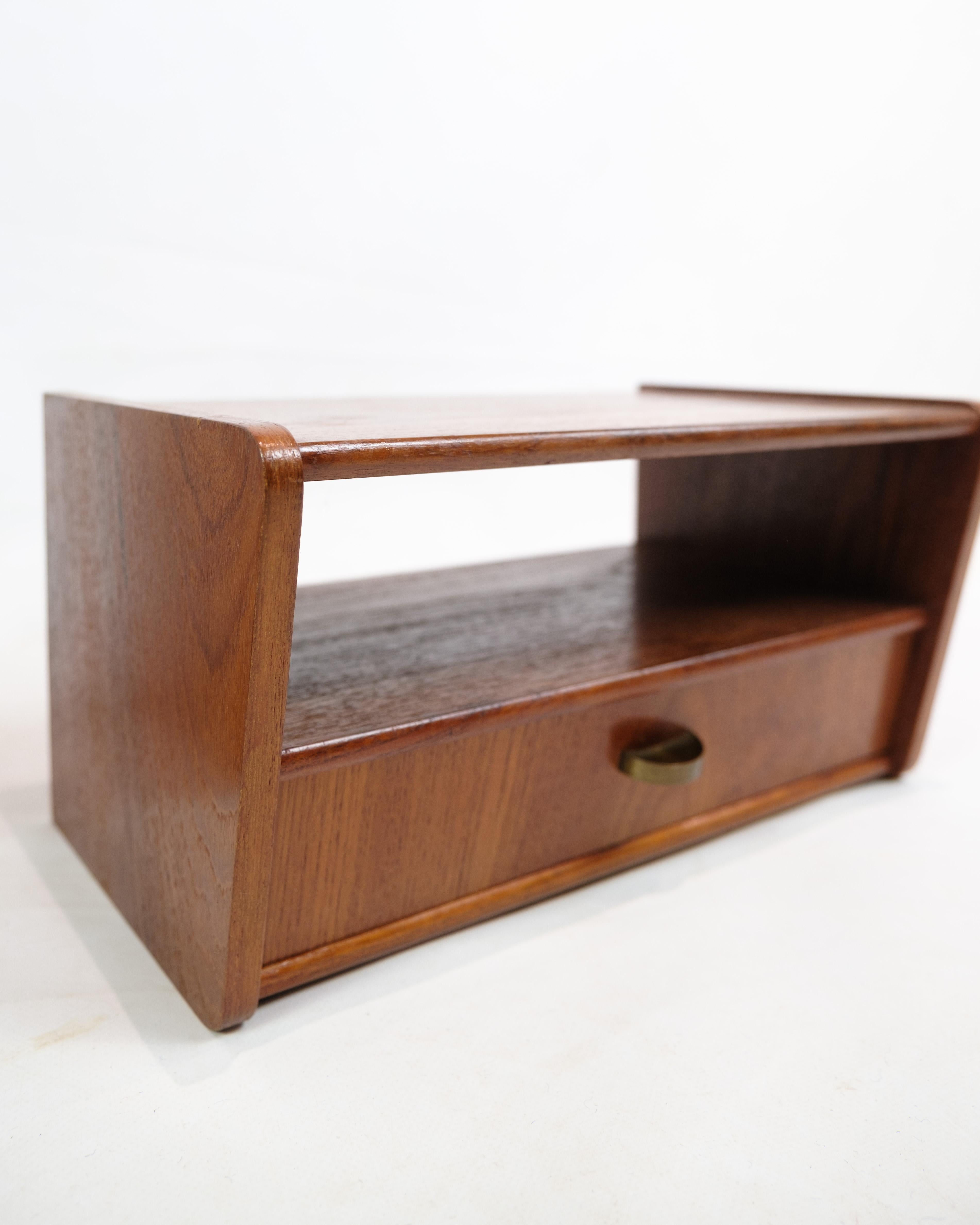 Mid-Century Modern Bedside tables With Shelf and drawers Made In Brass And Teakwood From 1960s For Sale