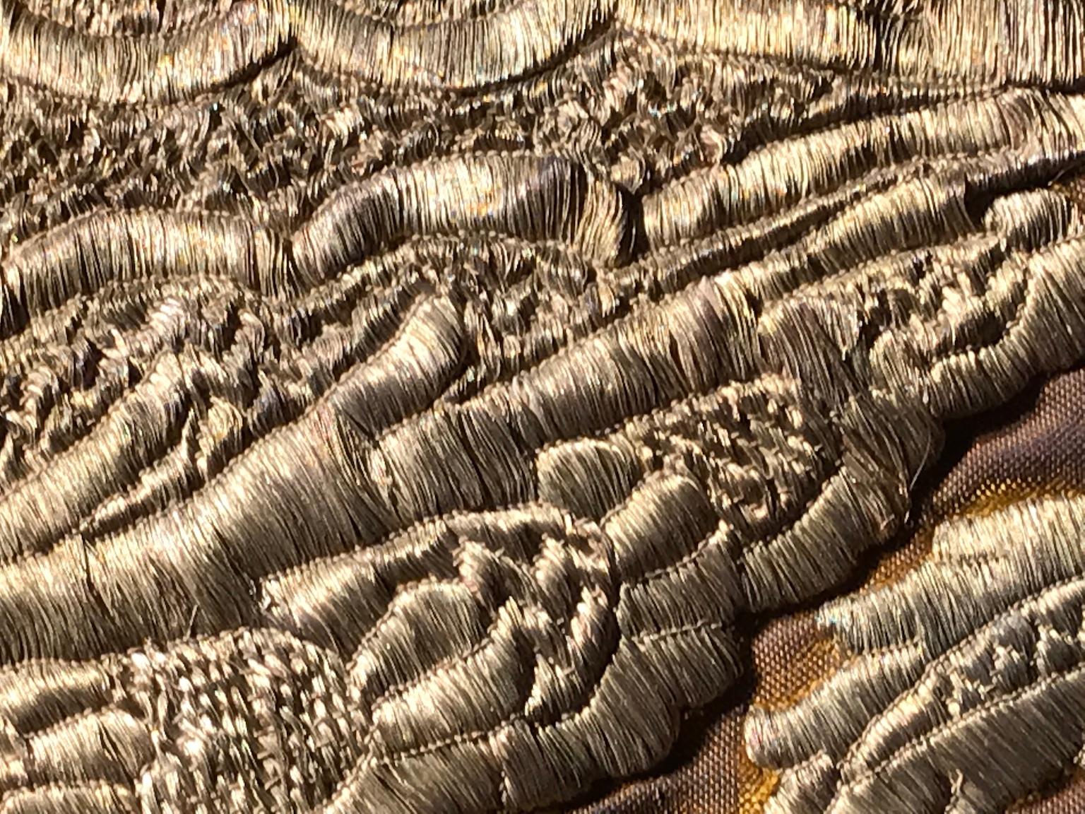 Bettspread TischCloth Gold Threadwork Drahtarbeit Samt Ottomane Barock bestickt im Zustand „Gut“ im Angebot in BUNGAY, SUFFOLK