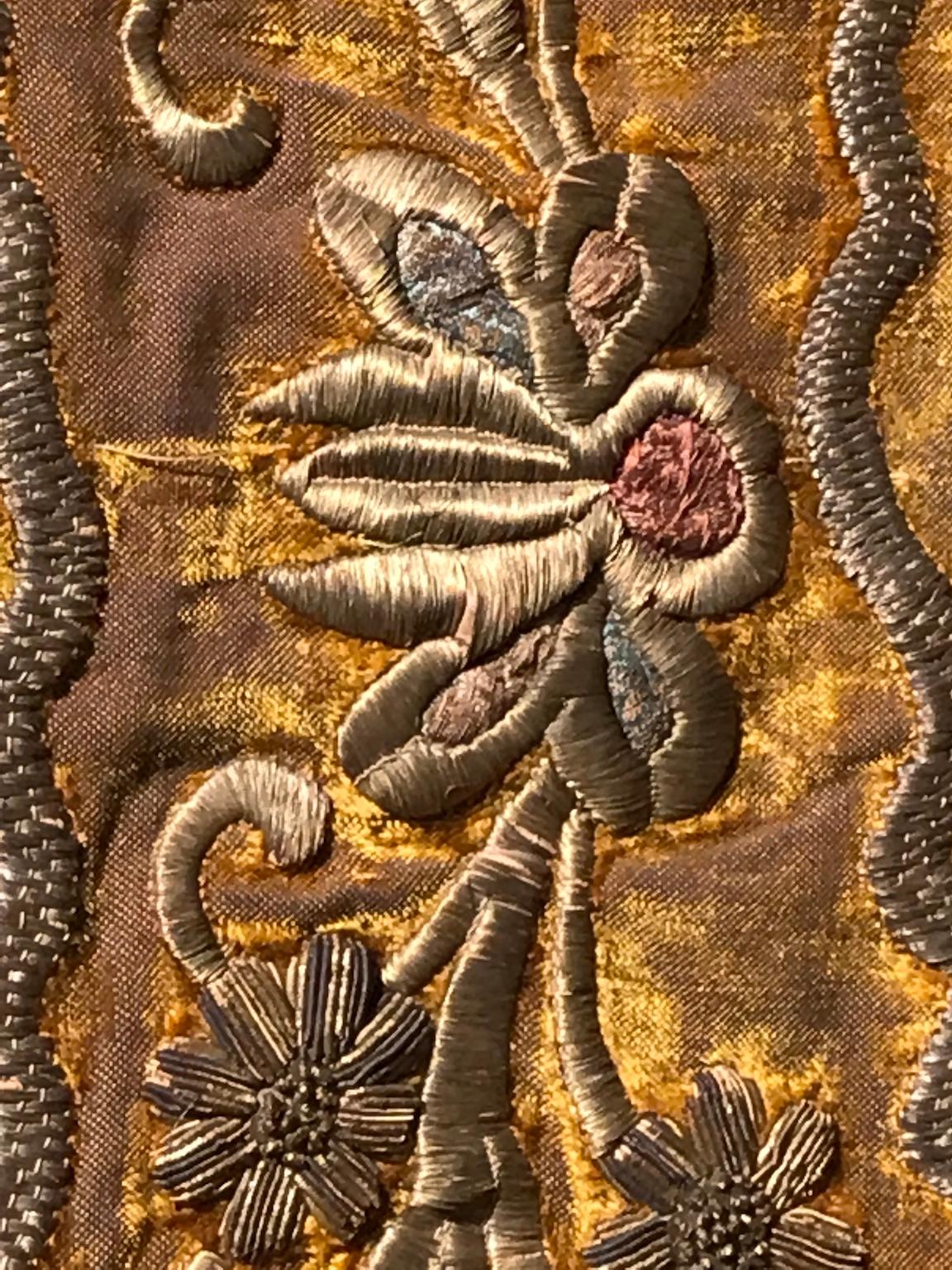 Or Cloth Gold Threadwork Wirework Velvet Ottoman Baroque brodé en vente