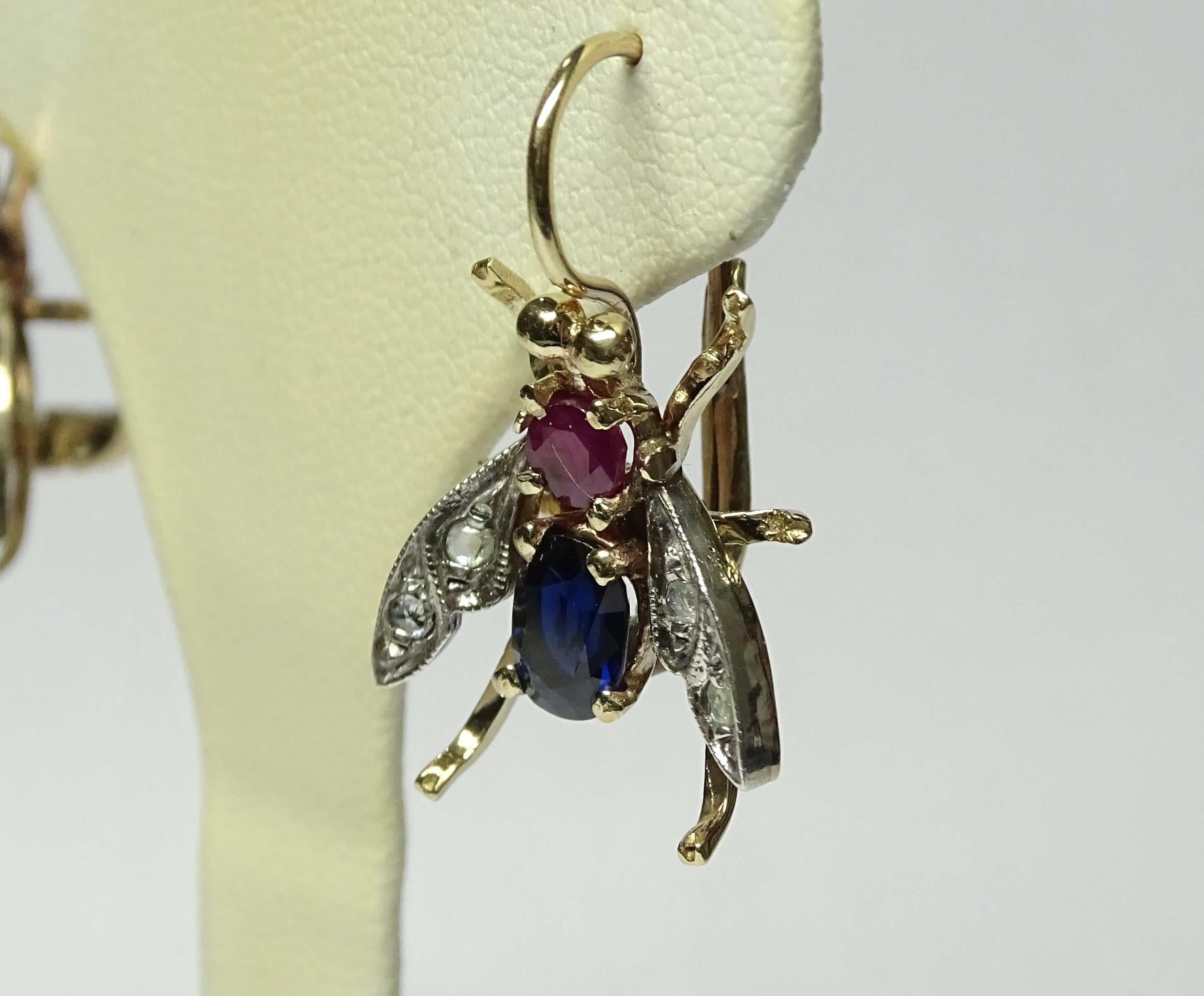 Women's or Men's Bee 2.60 Ruby Sapphire Rose Cut Diamond Yellow Gold Earrings For Sale