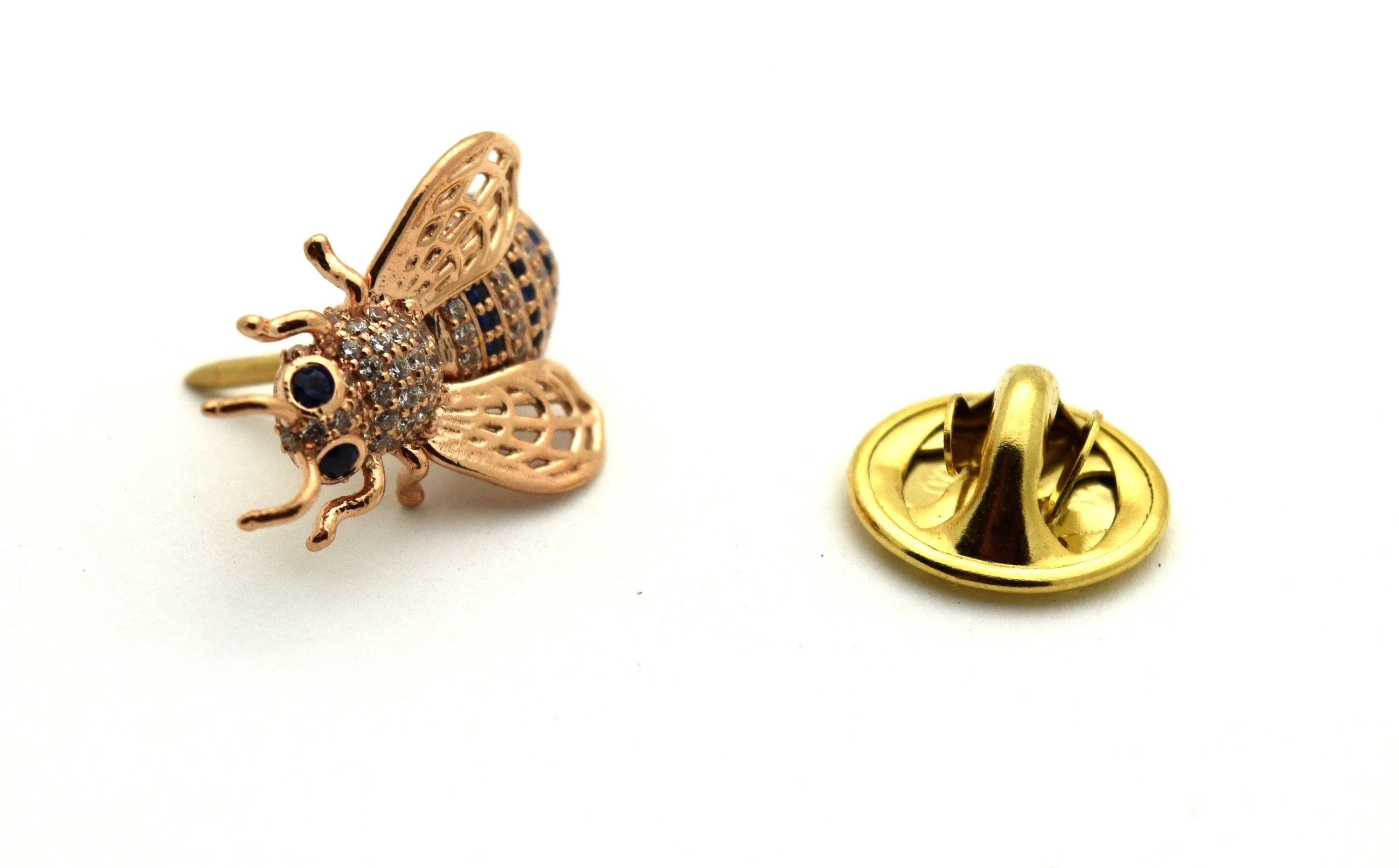 Bee brooch sapphire diamond brooch 14KT rose gold classy brooch In New Condition For Sale In Boca Raton, FL