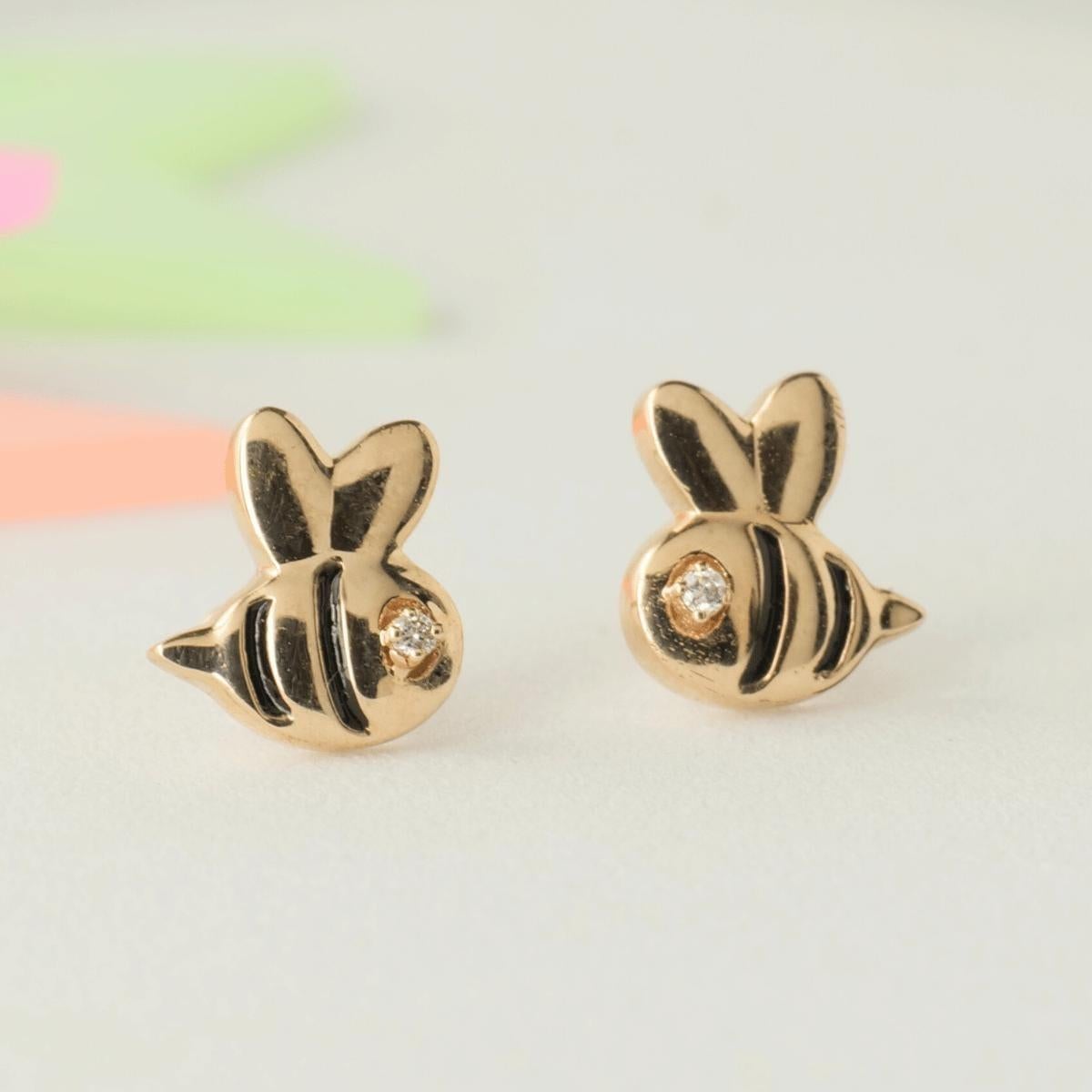 Taille ronde Boucles d'oreilles abeille en or massif 14K (certifié) en vente