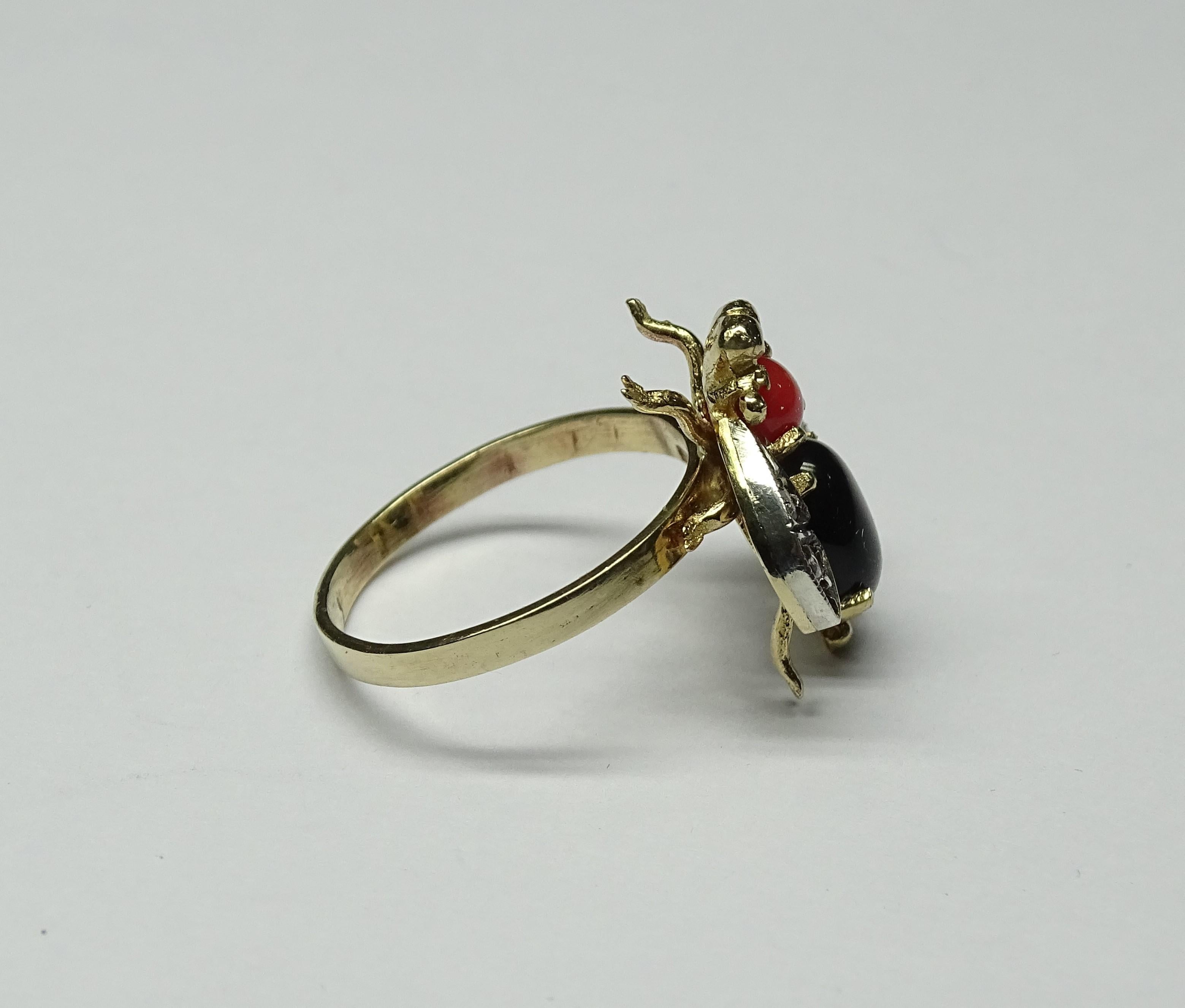 Bee Onyx Coral Rose Cut Diamonds Art Nouveau Yellow Gold Ring For Sale 3