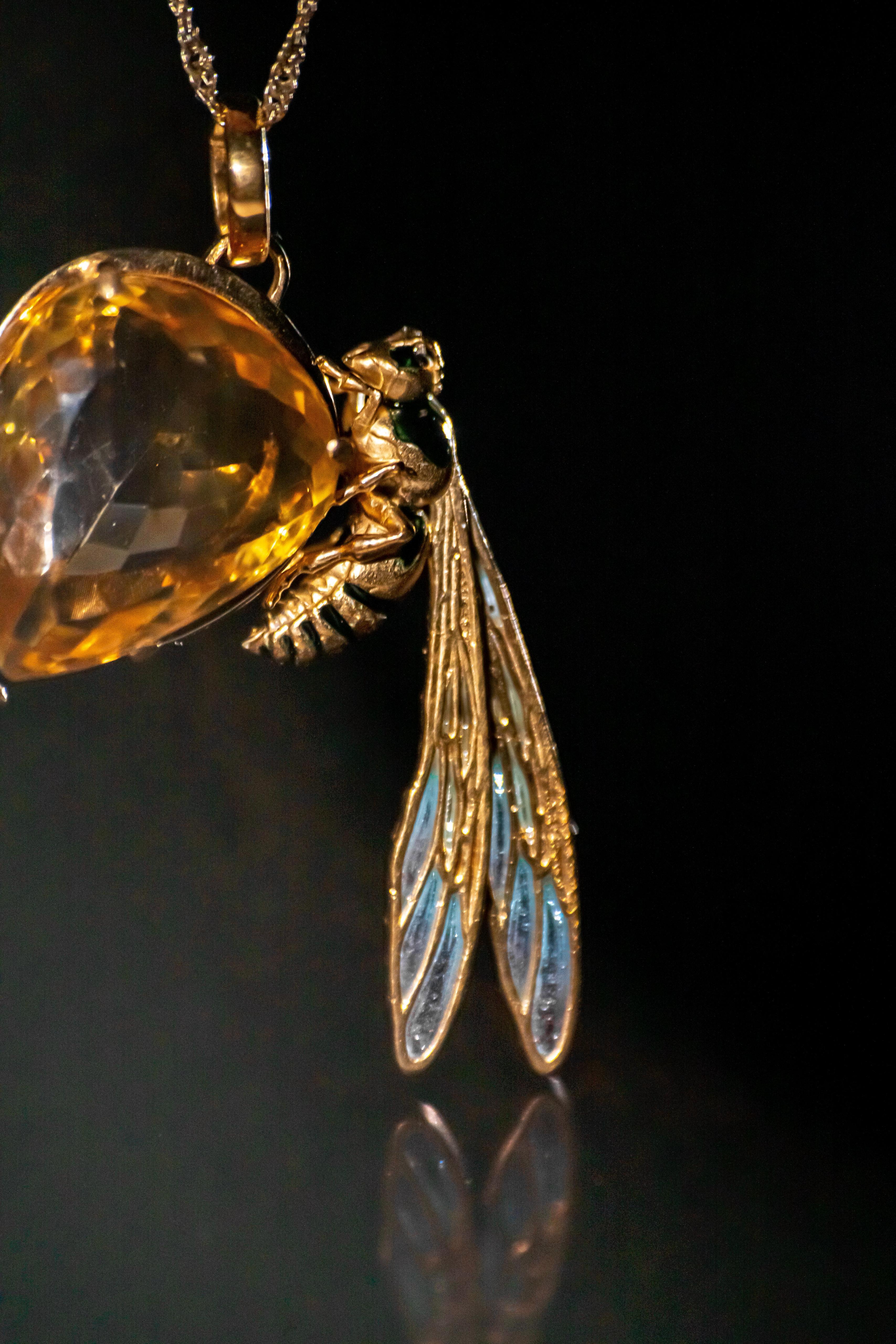 Art Deco Bee Pendant in Vermeil Silver with Citrine and Plique-à-Jour Enamel Wings For Sale