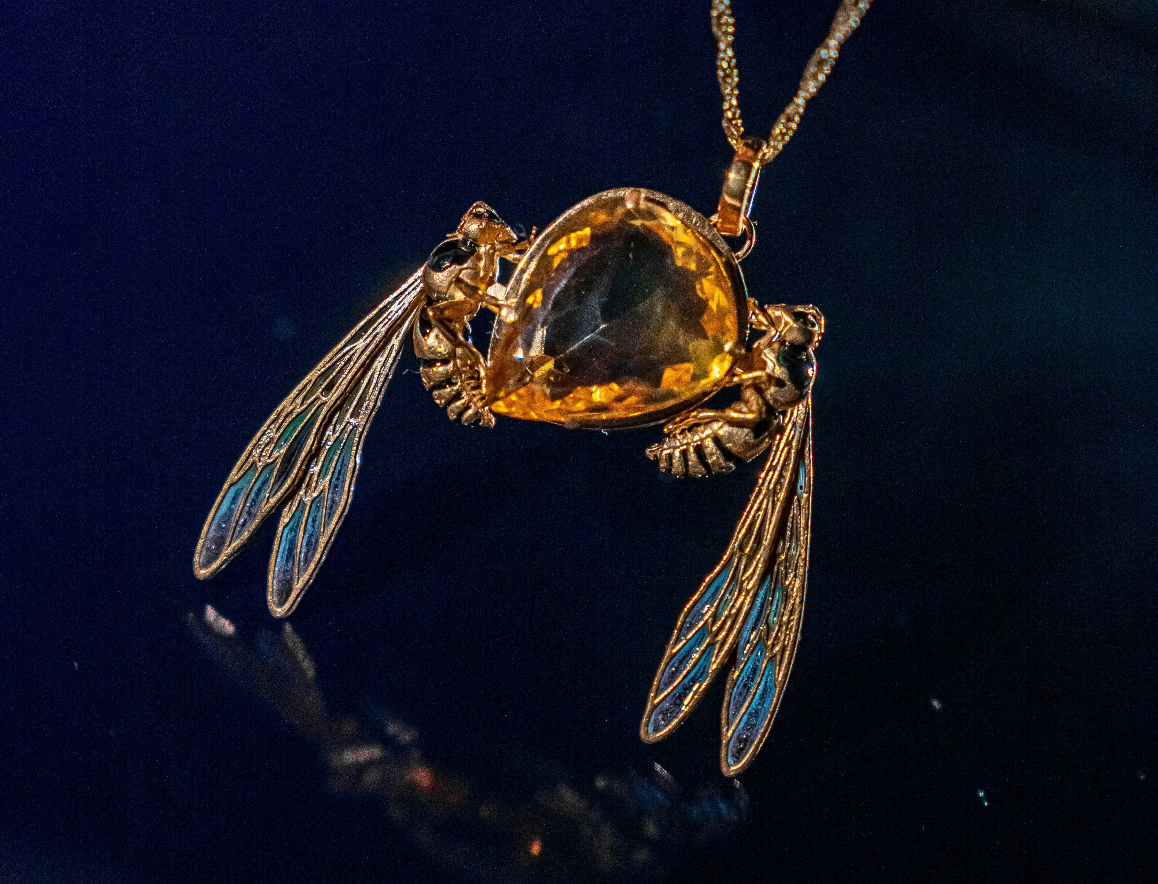 Bee Pendant in Vermeil Silver with Citrine and Plique-à-Jour Enamel Wings For Sale 1