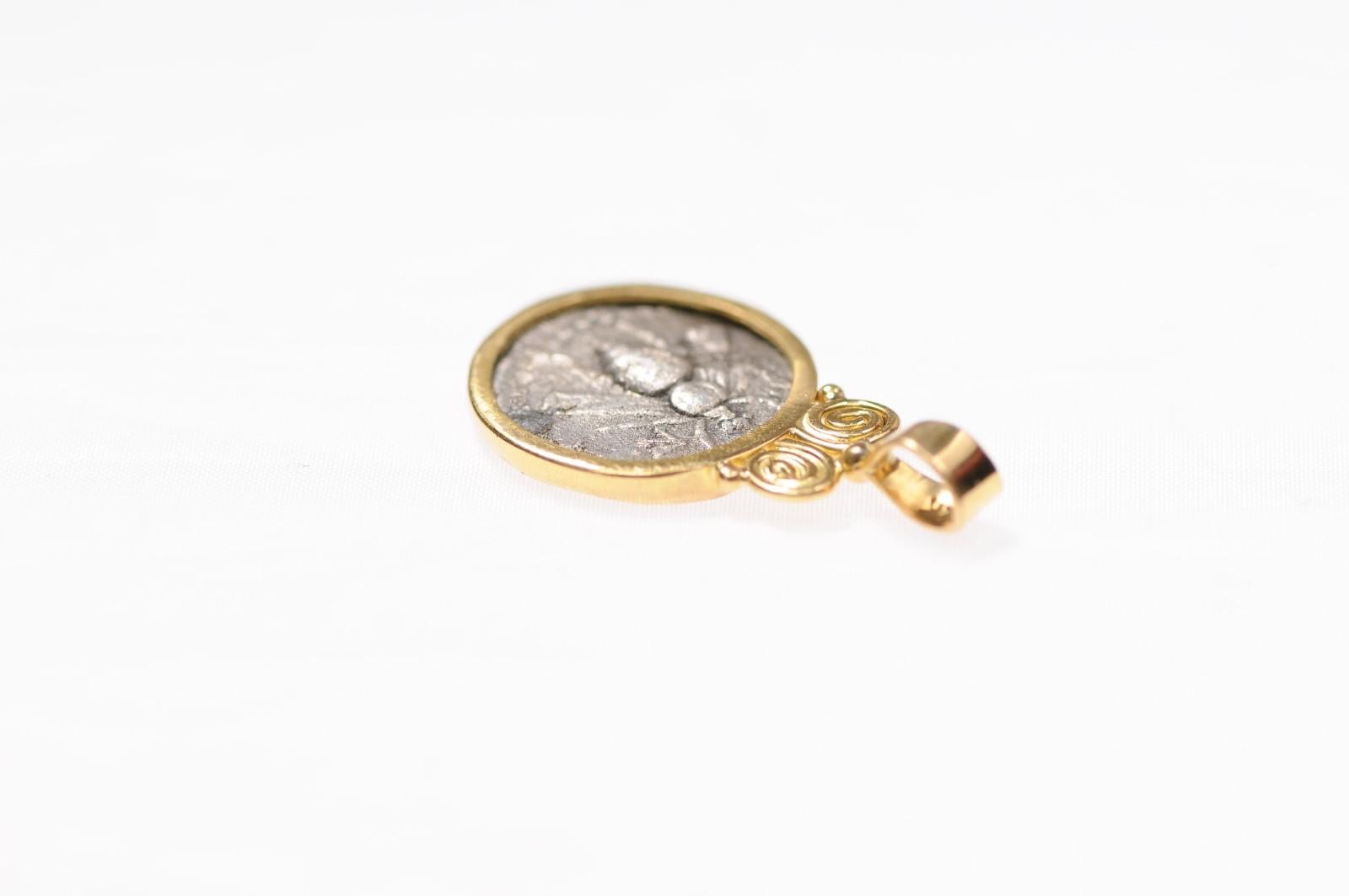 Bee Pendent w/ Gold Swirl Motif (pendant only) For Sale 2