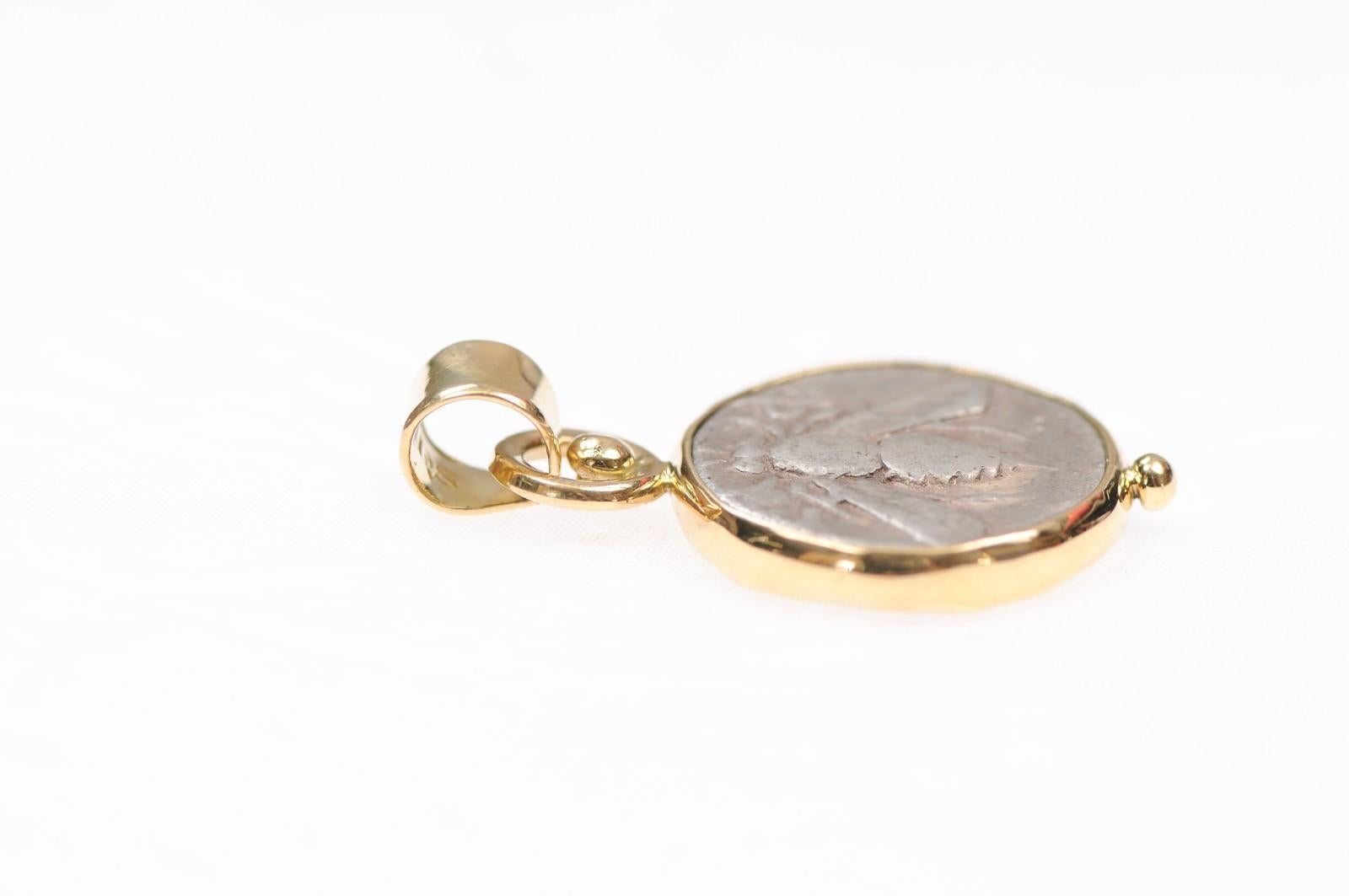 Colgante de moneda tetradracma de abeja y ciervo con oro de 18 quilates en venta 5