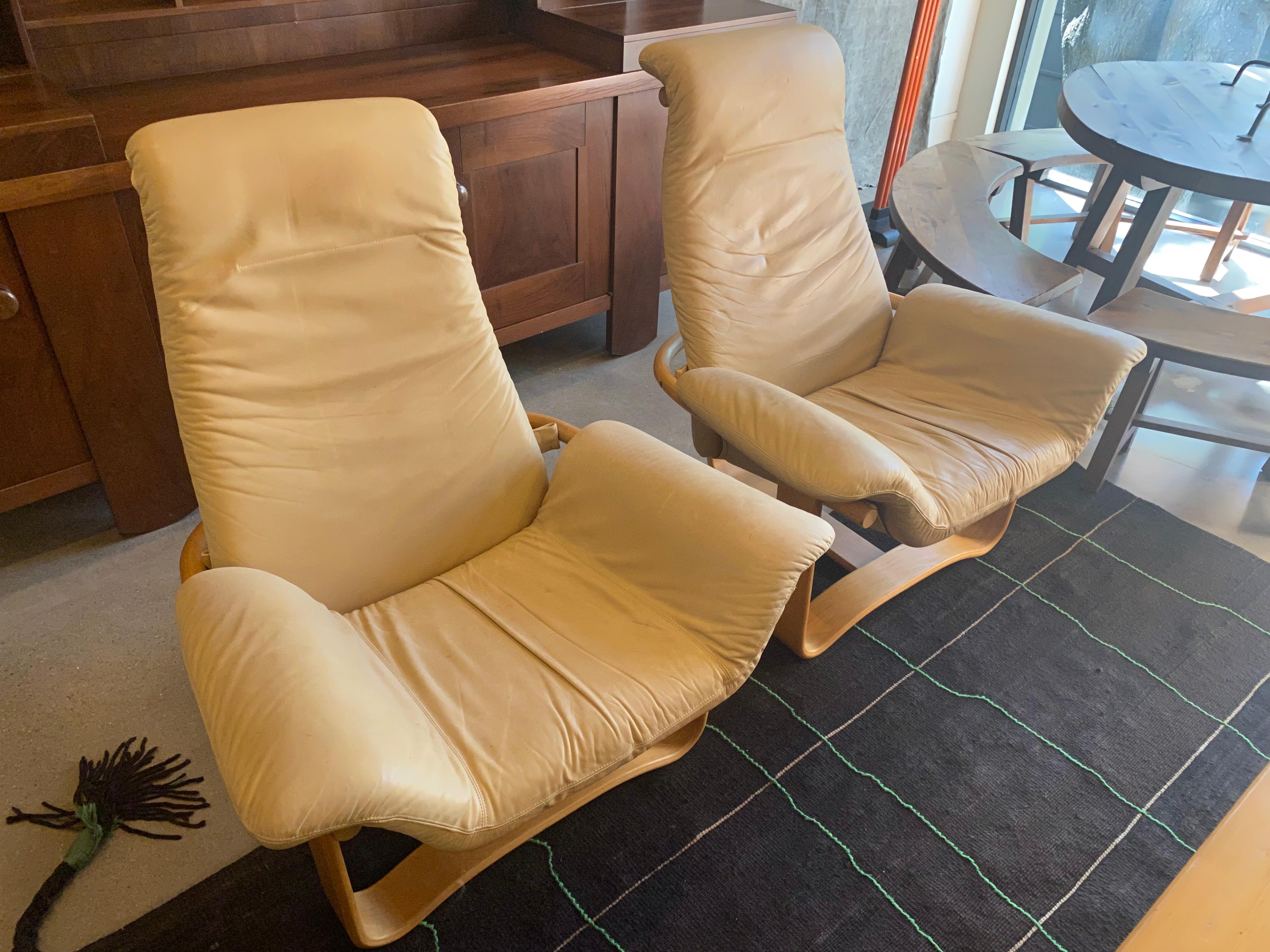 Scandinavian Modern Beech and Buff Leather Scandinavian Lounge Chairs, 1970's