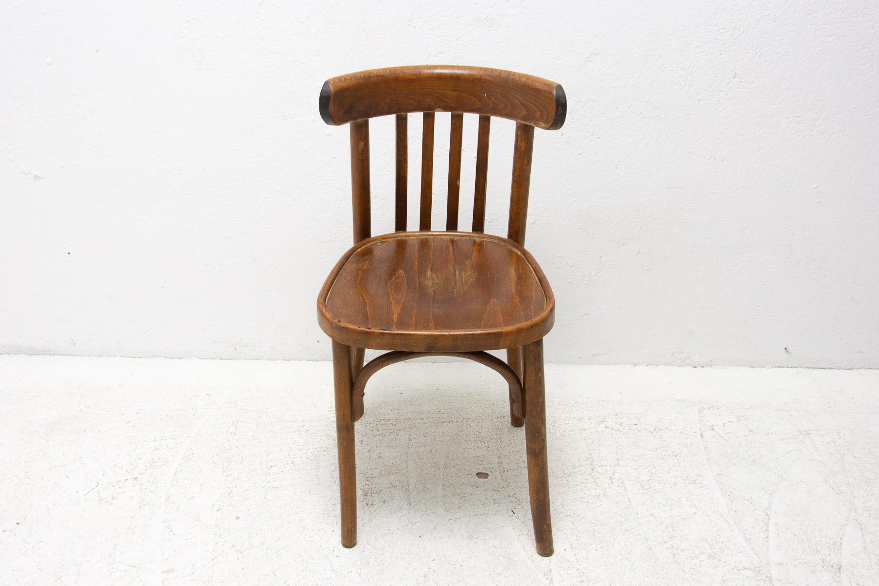 Sedia in legno curvato di faggio di Thonet, 1950 in vendita 4