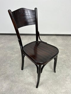 Beech bentwood dining chair by Thonet Uzhhorod Czechoslovakia
