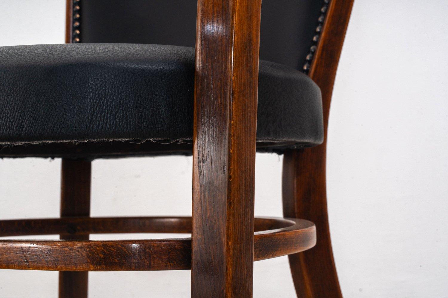 Chaises en hêtre d'Adolf Loos pour Thonet en vente 3