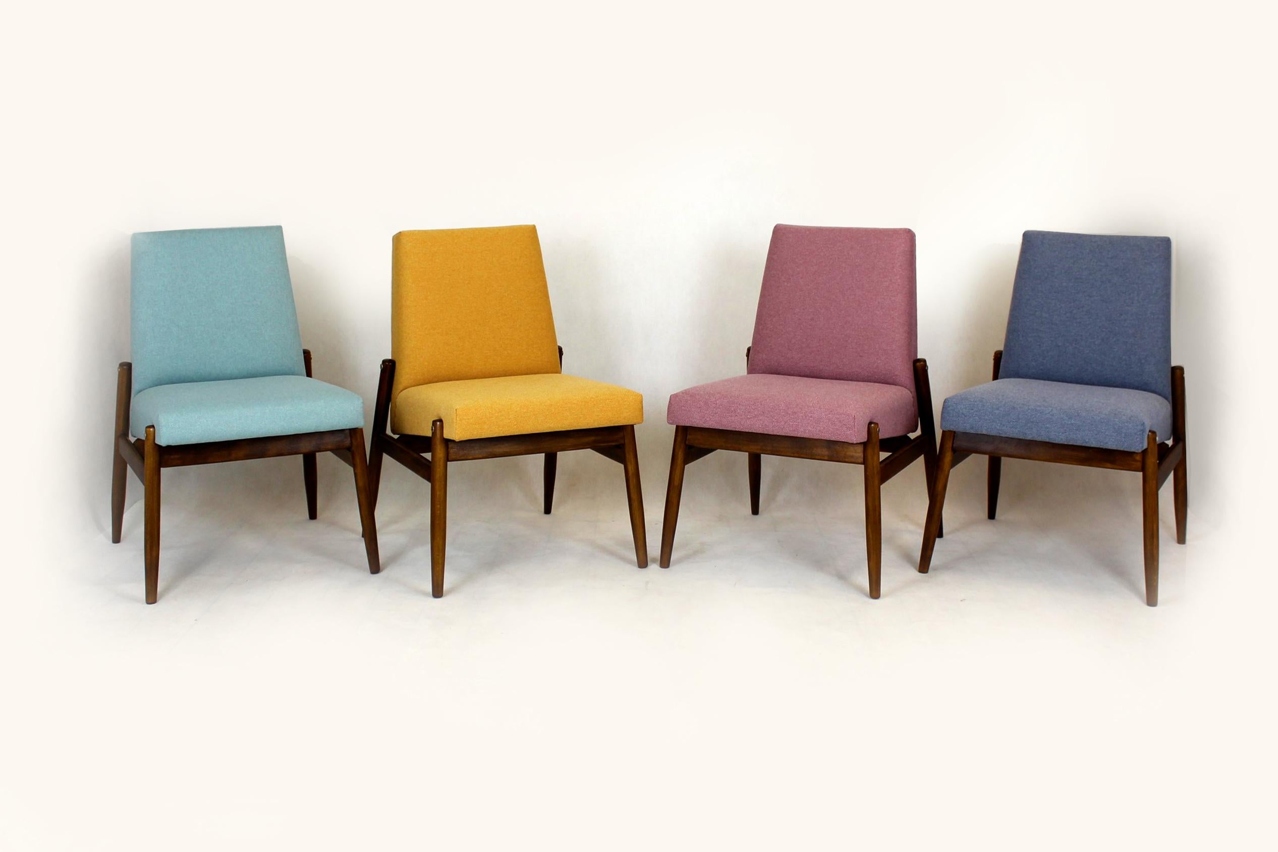 Beech Chairs from Zamojskie Fabryki Mebli, 1960s, Set of 4 For Sale 11