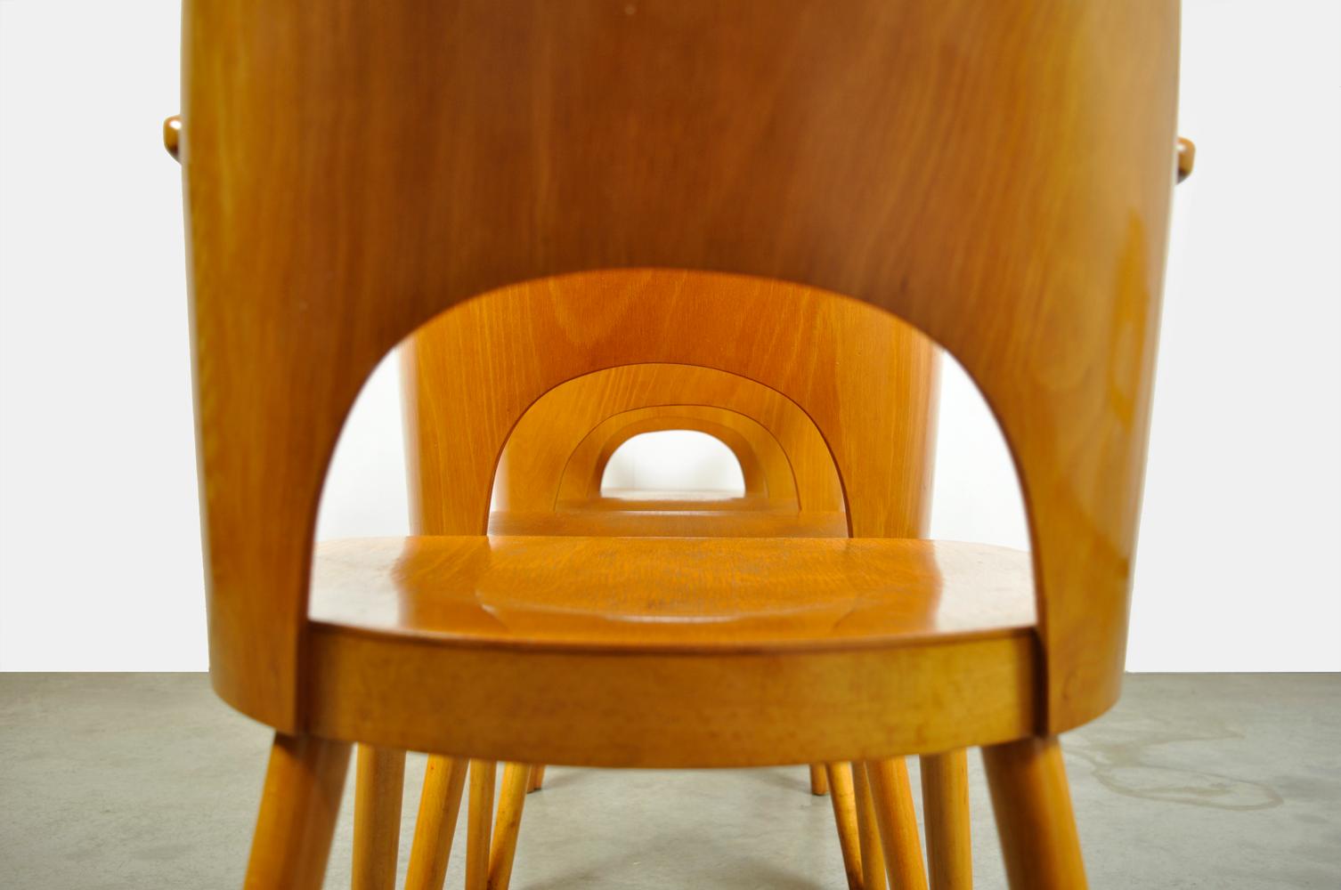 Beech Dining Chairs by Oswald Haerdtl and Produced by Ton 'Thonet' In Good Condition For Sale In Denventer, NL