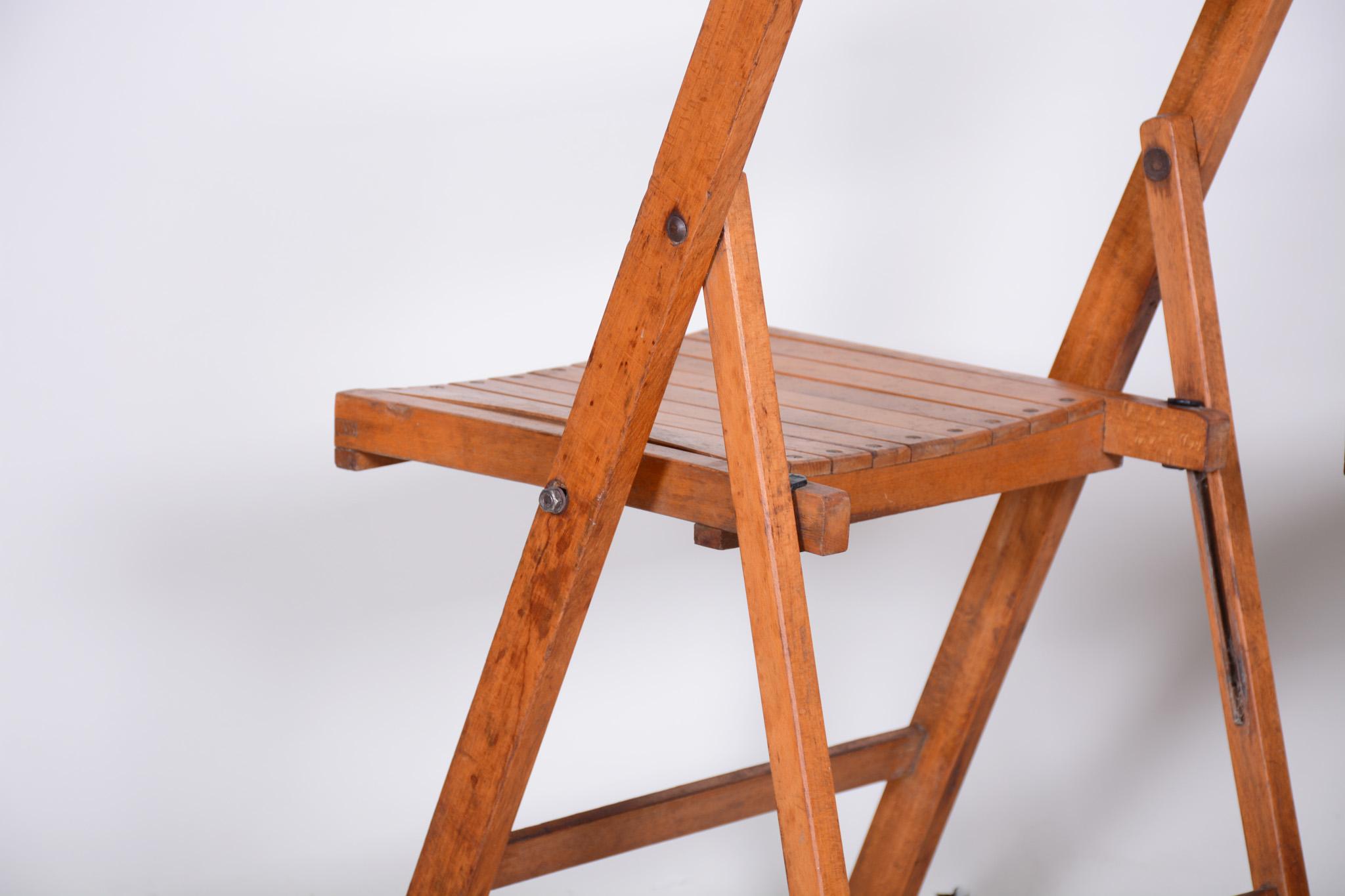 Mid-Century-Stühle aus Buchenholz, 3 Stück, 1950er Jahre, gut erhaltener Zustand im Zustand „Gut“ im Angebot in Horomerice, CZ