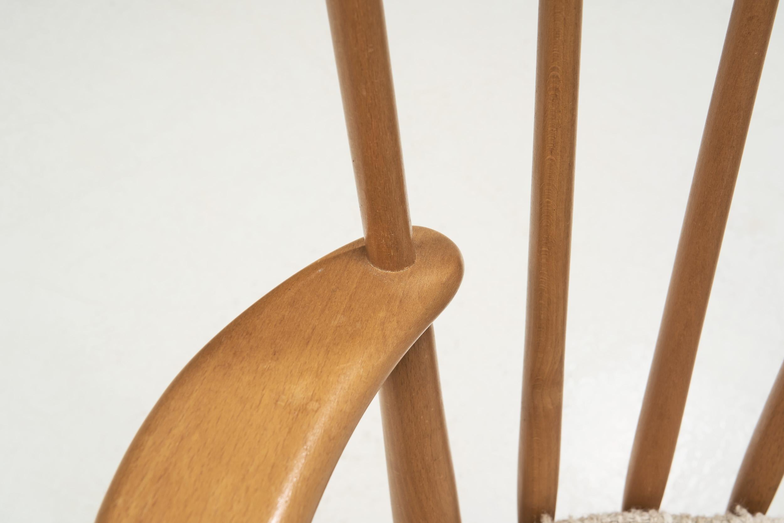 Beech Slatback Chairs by Børge Mogensen for FDB Møbler, Denmark 1960s For Sale 3