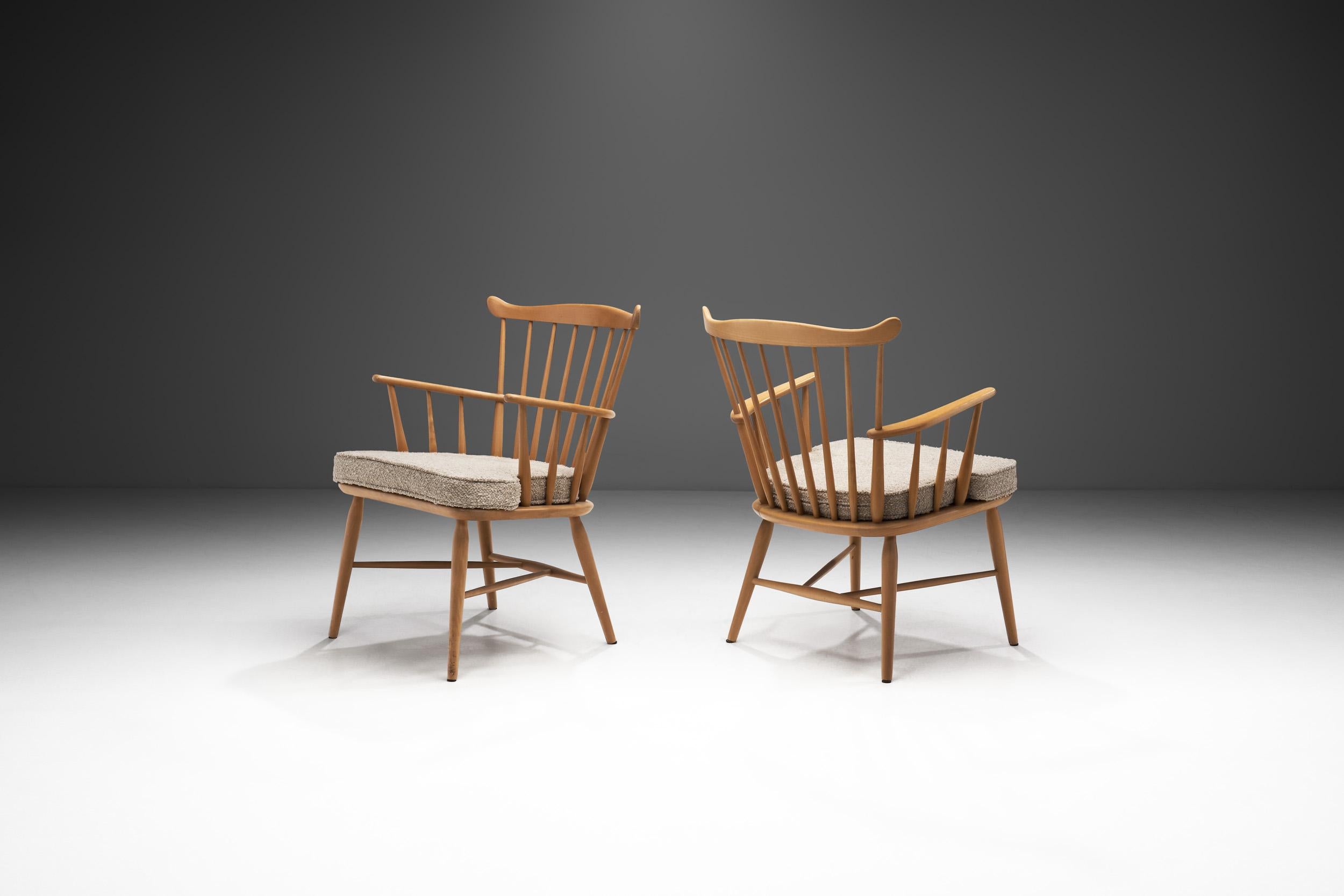 The designs of Borge Mogensen aimed at functionality, minimalist appearance and easy accessibility. This pair of slatback chairs is perhaps one of the best examples of these principles of the Danish master with a rustic yet modern design.

The most