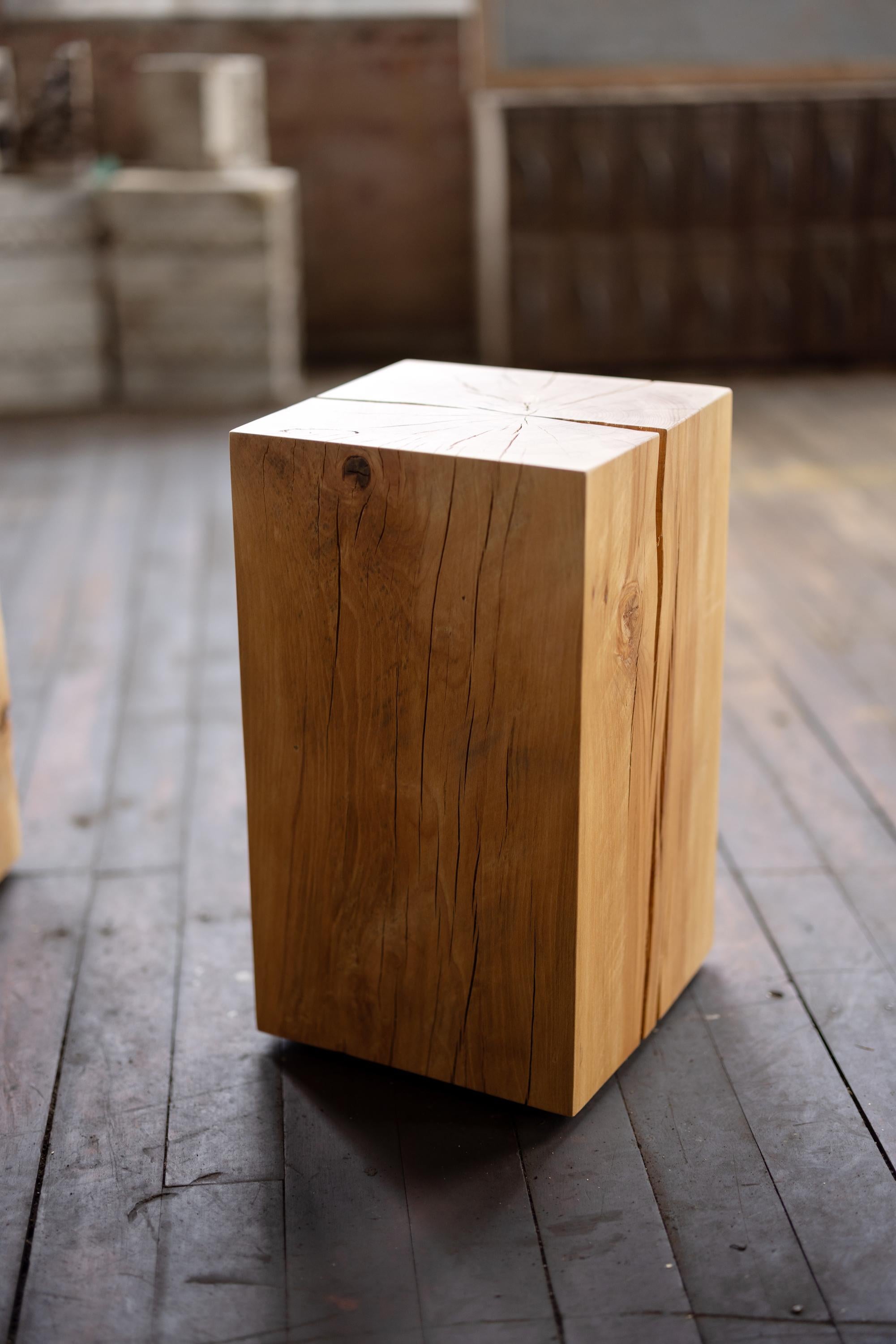 Table d'appoint en bois massif de Beeche (12
