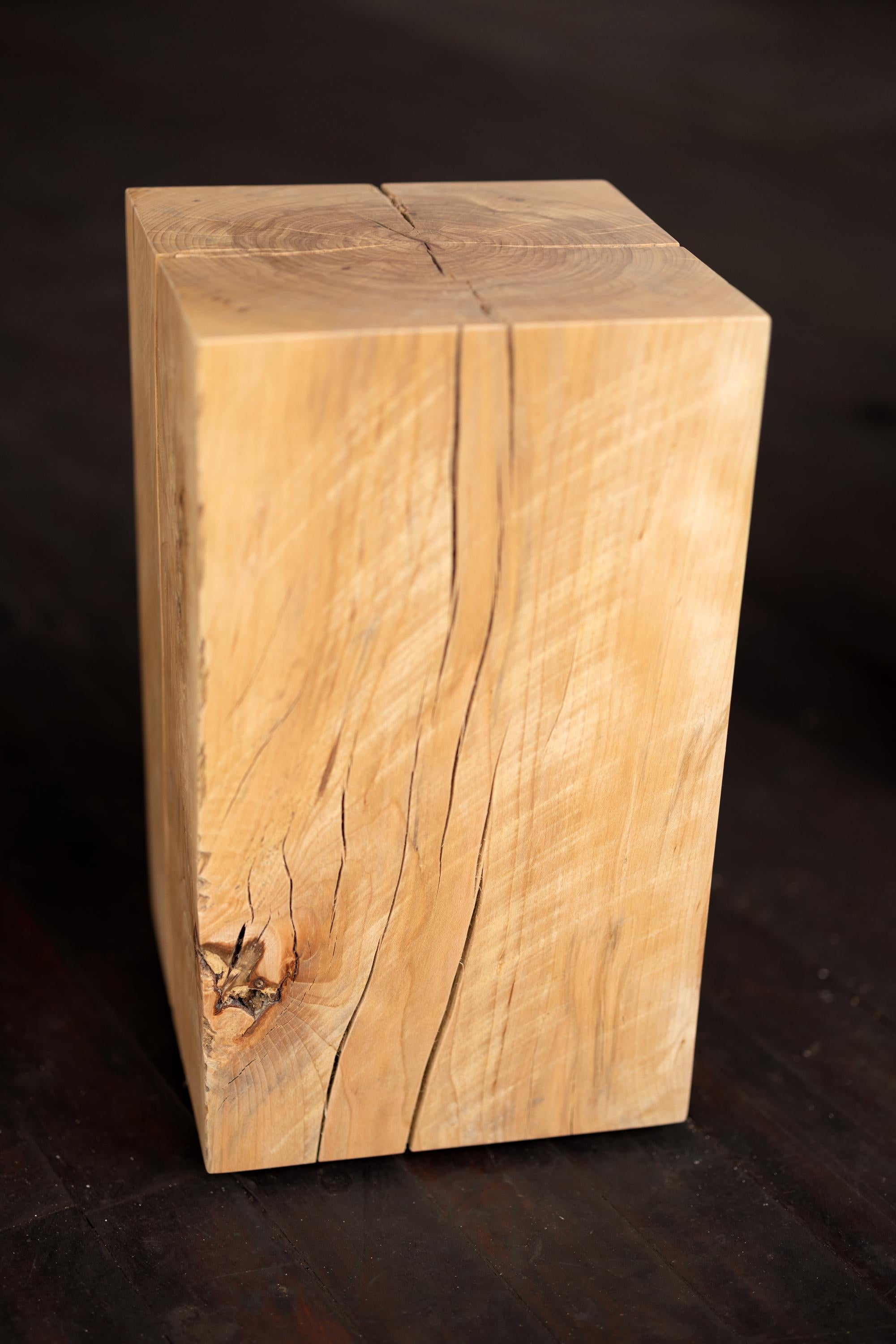 Table d'appoint en bois massif de Beeche (12