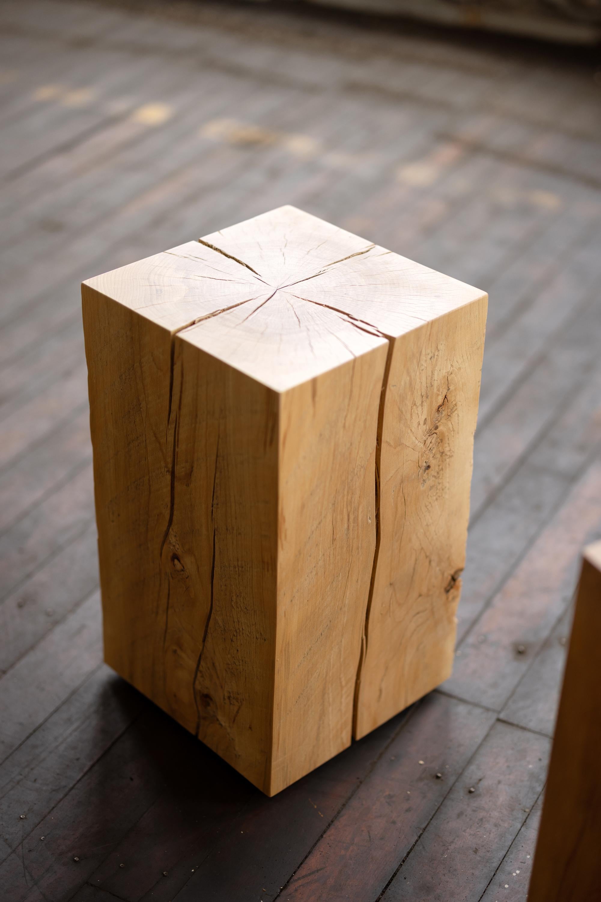 Table d'appoint en bois massif de Beeche (12