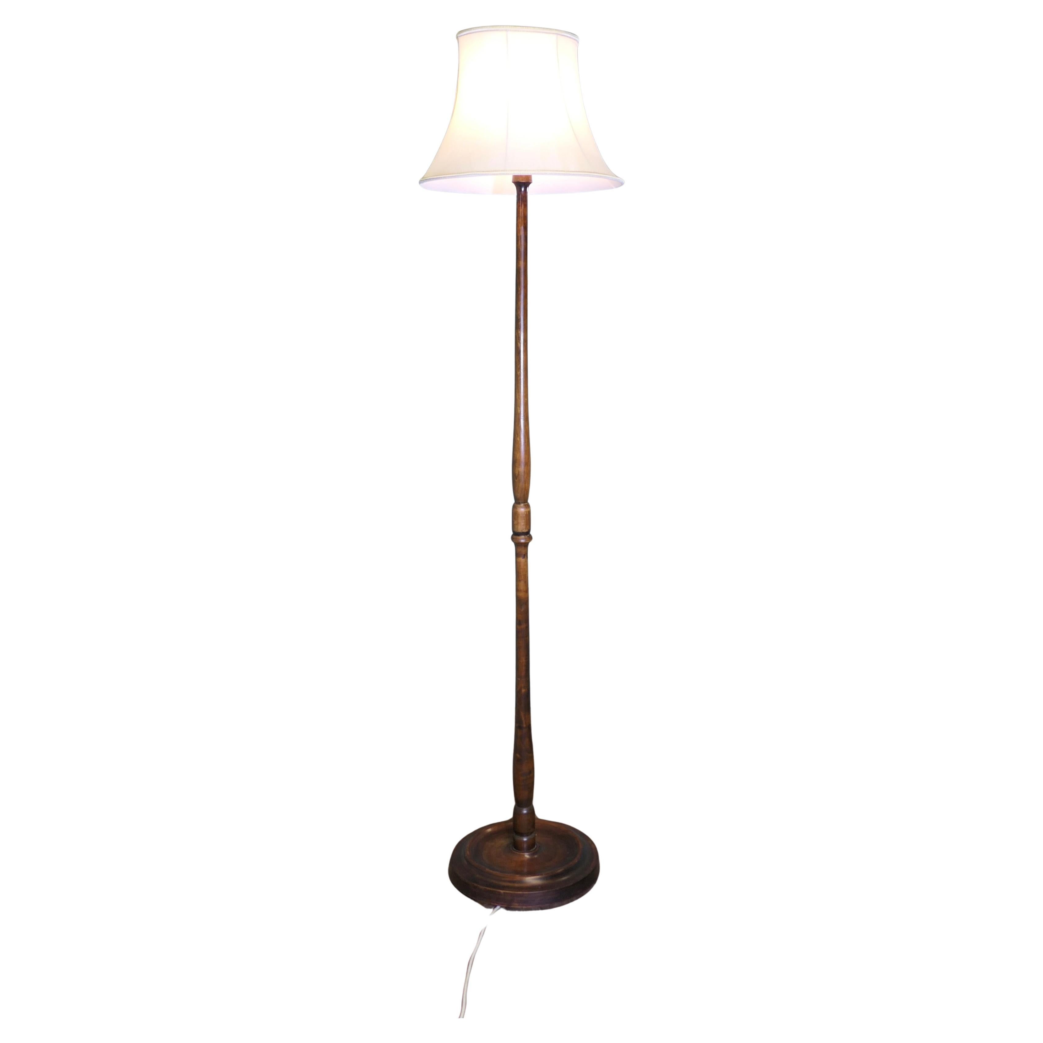 Lampadaire standard ou en hêtre avec abat-jour en lin