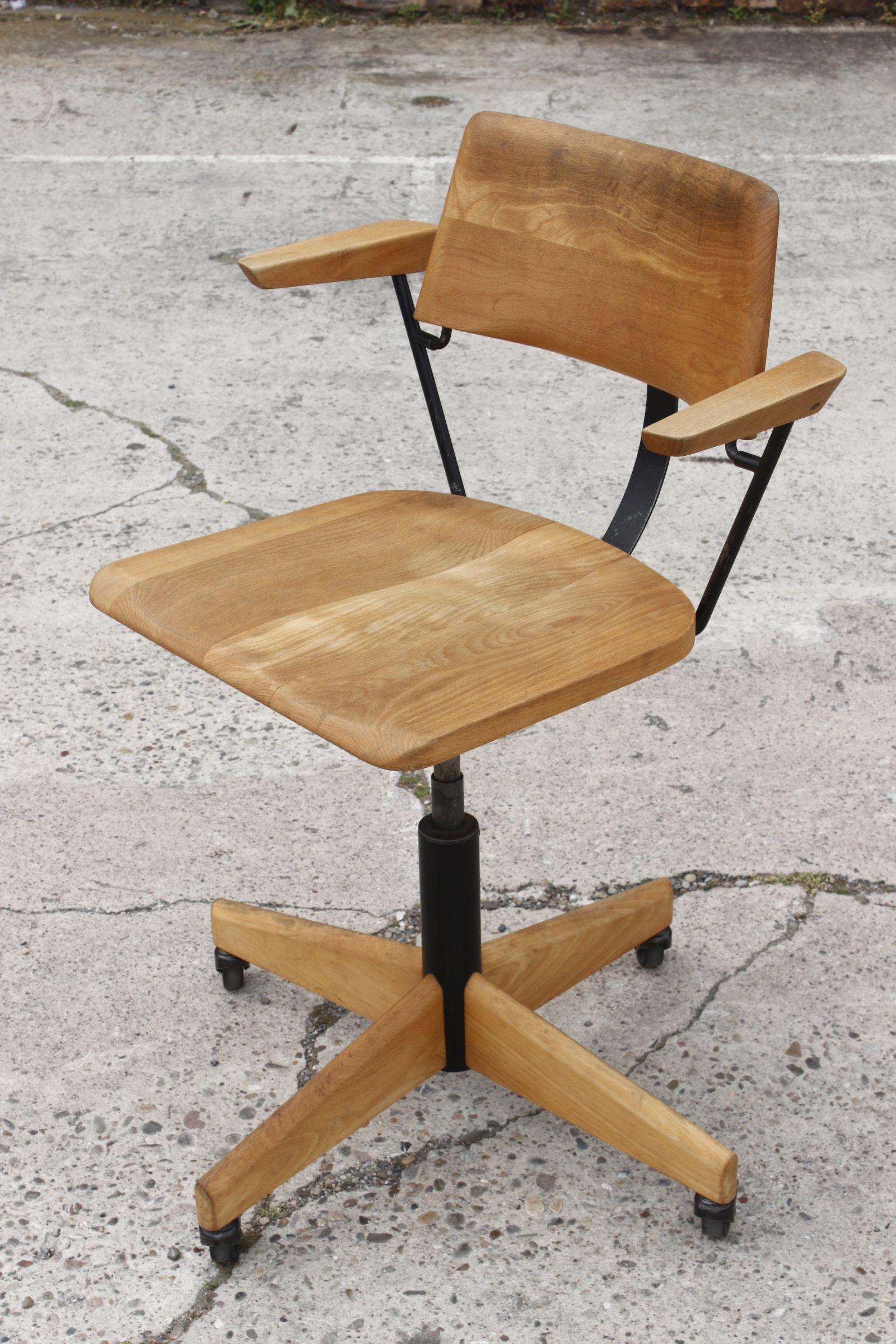 Mid-Century Modern Beech & Steel swivel desk Chair by Martin Stoll for Giroflex Switzerland 1950s
