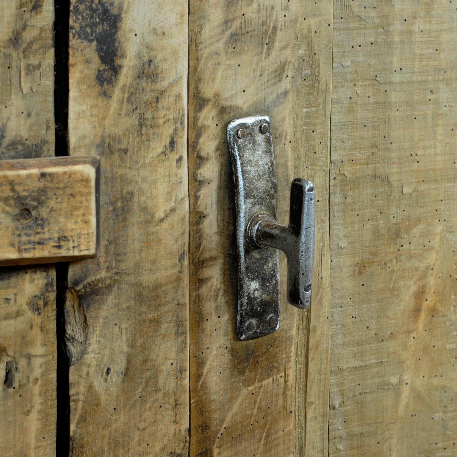 Armoire Wabi Sabi en hêtre, années 1850 en vente 4
