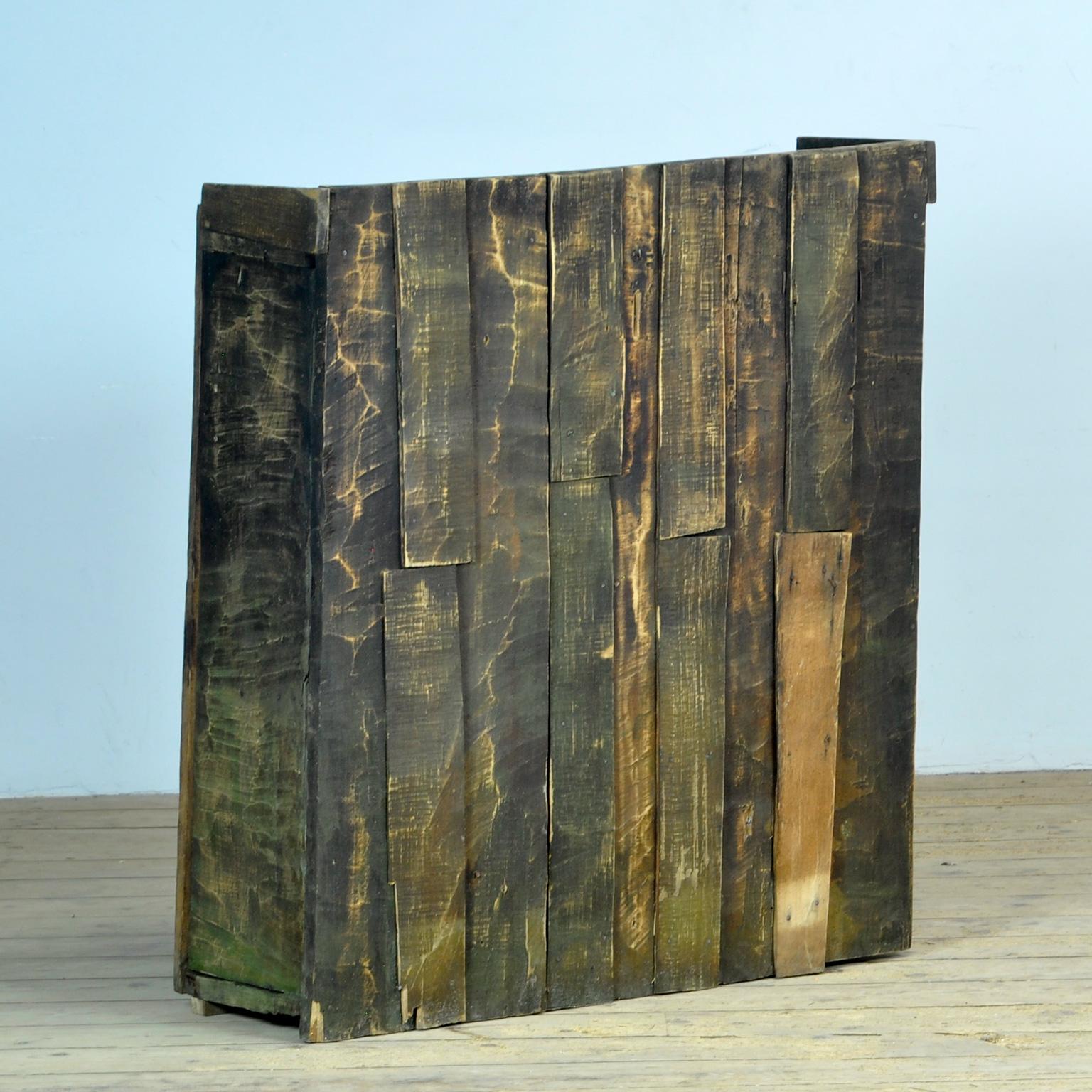 Armoire wabi sabi des années 1850 en vente 4