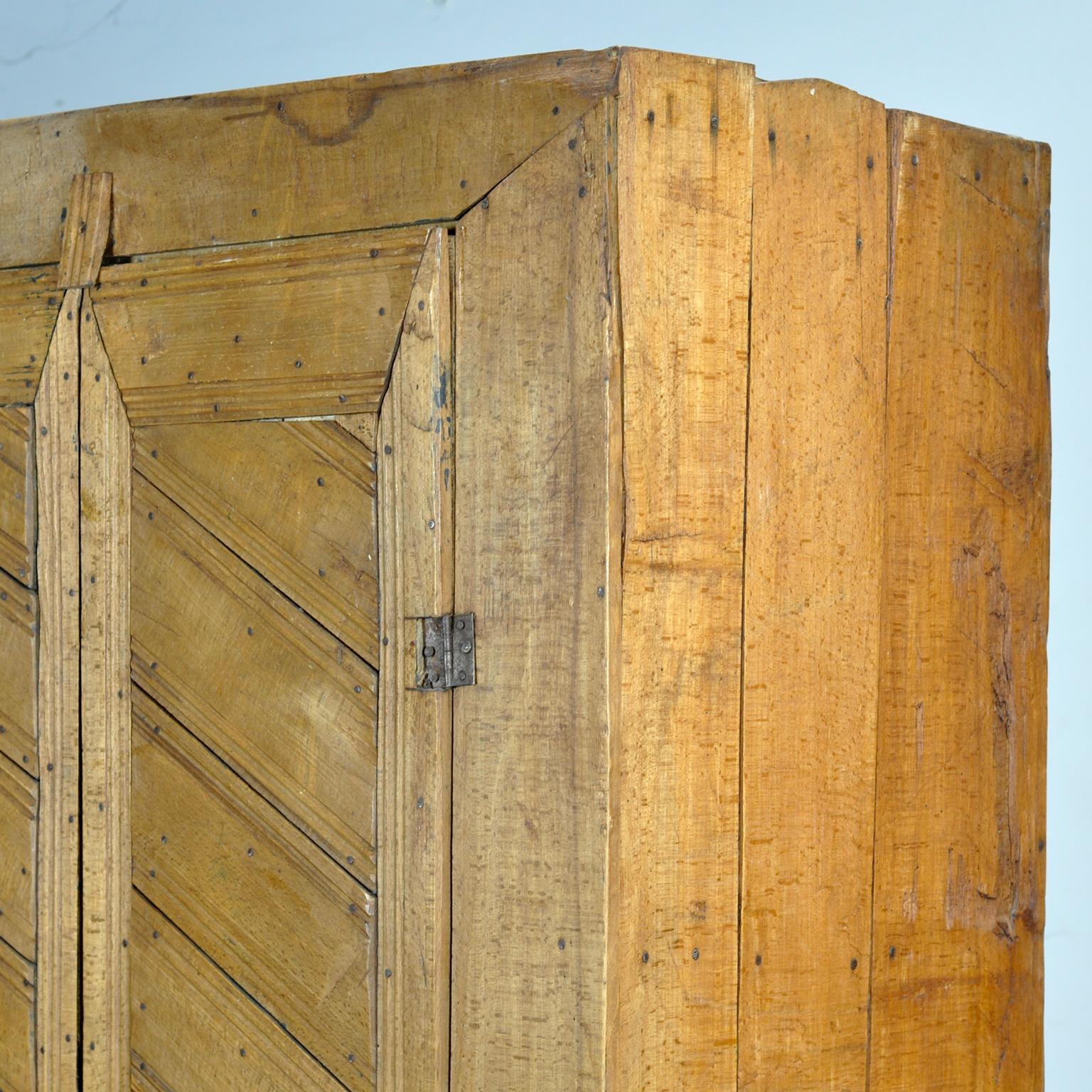 Armadio wabi sabi in faggio, 1880 in vendita 4