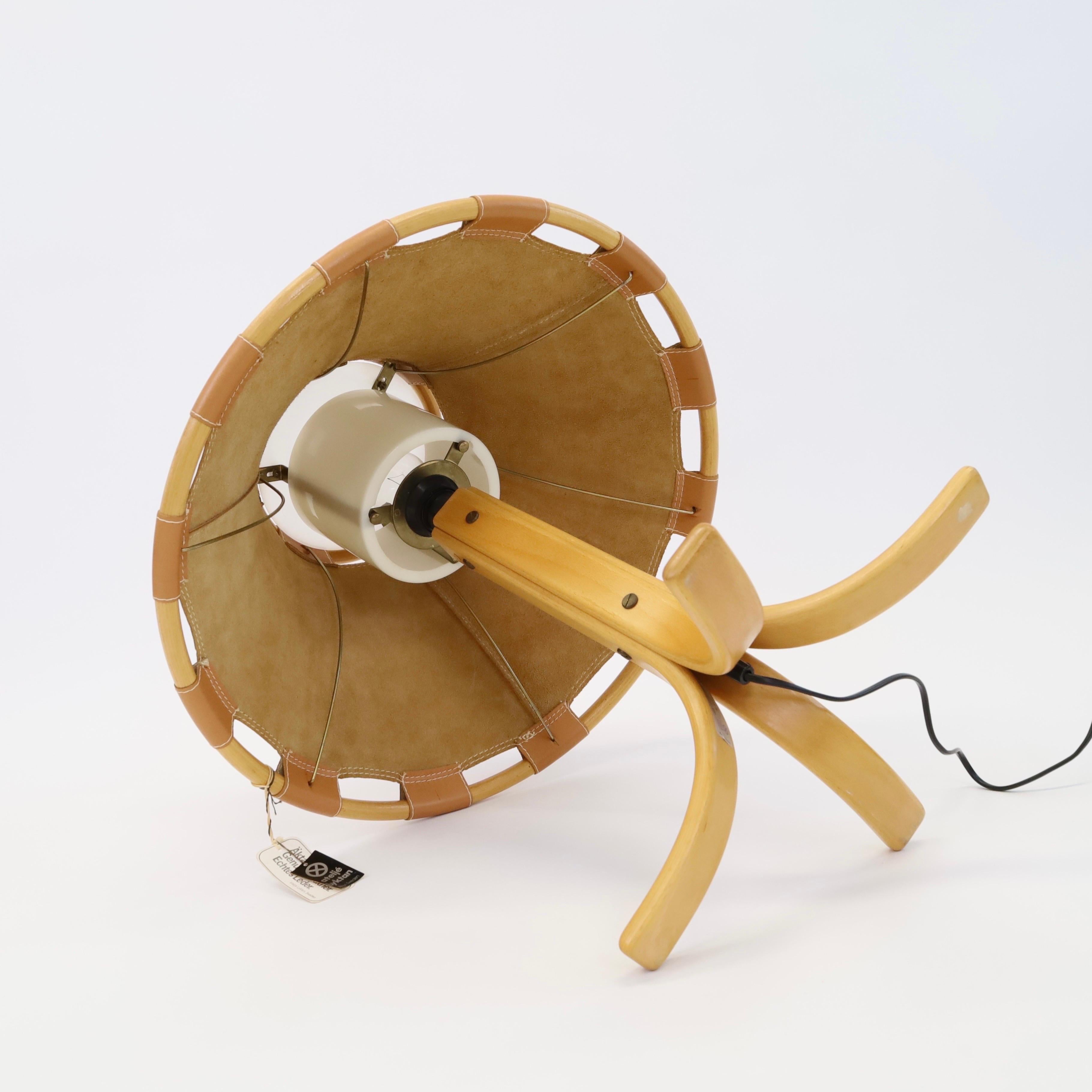 Beech wood and leather Desk Lamp by Anna Ehrner for Atelje Lyktan, 1970s, Sweden For Sale 1