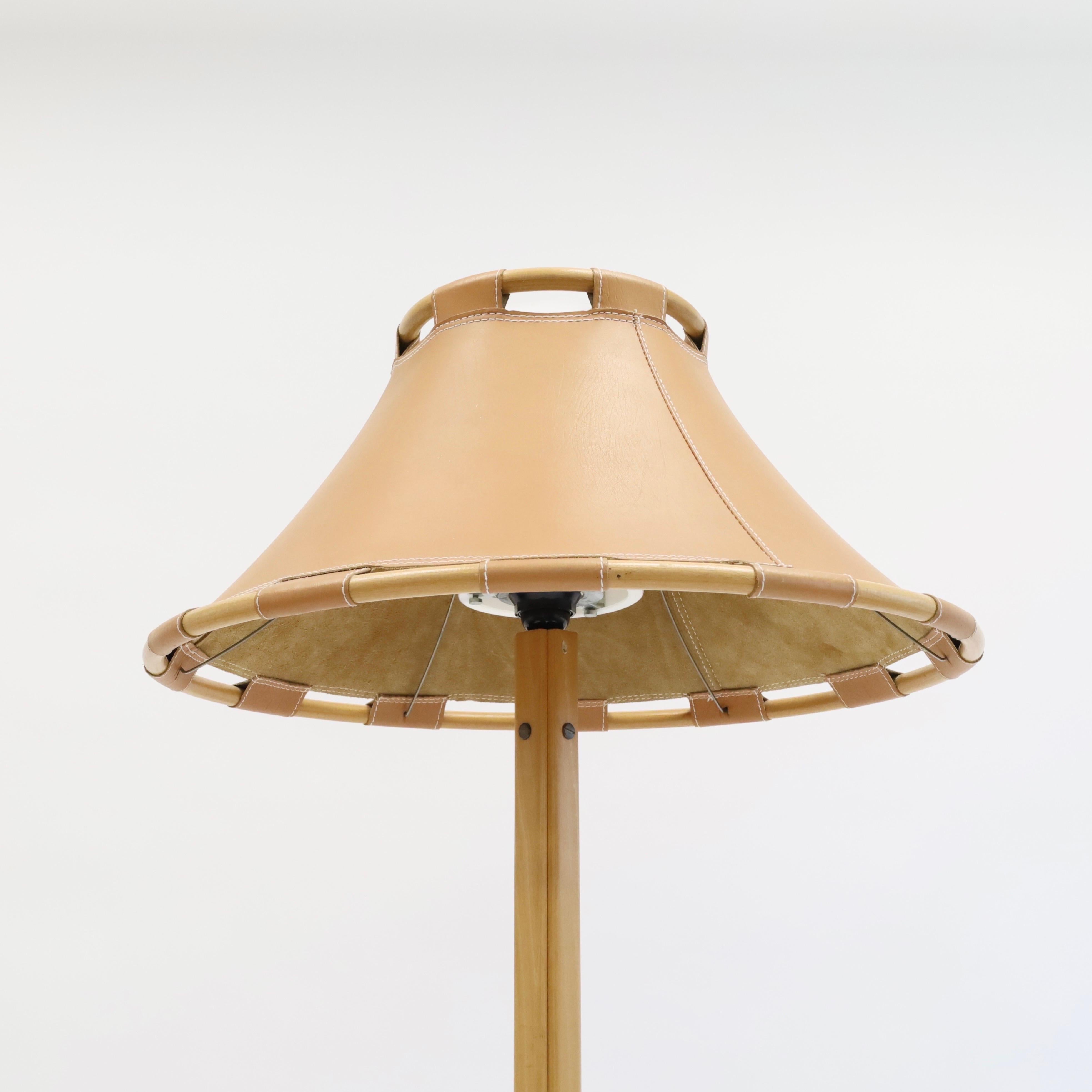 Leather Beech wood Floor Lamp by Anna Ehrner for Atelje Lyktan, 1970s, Sweden For Sale