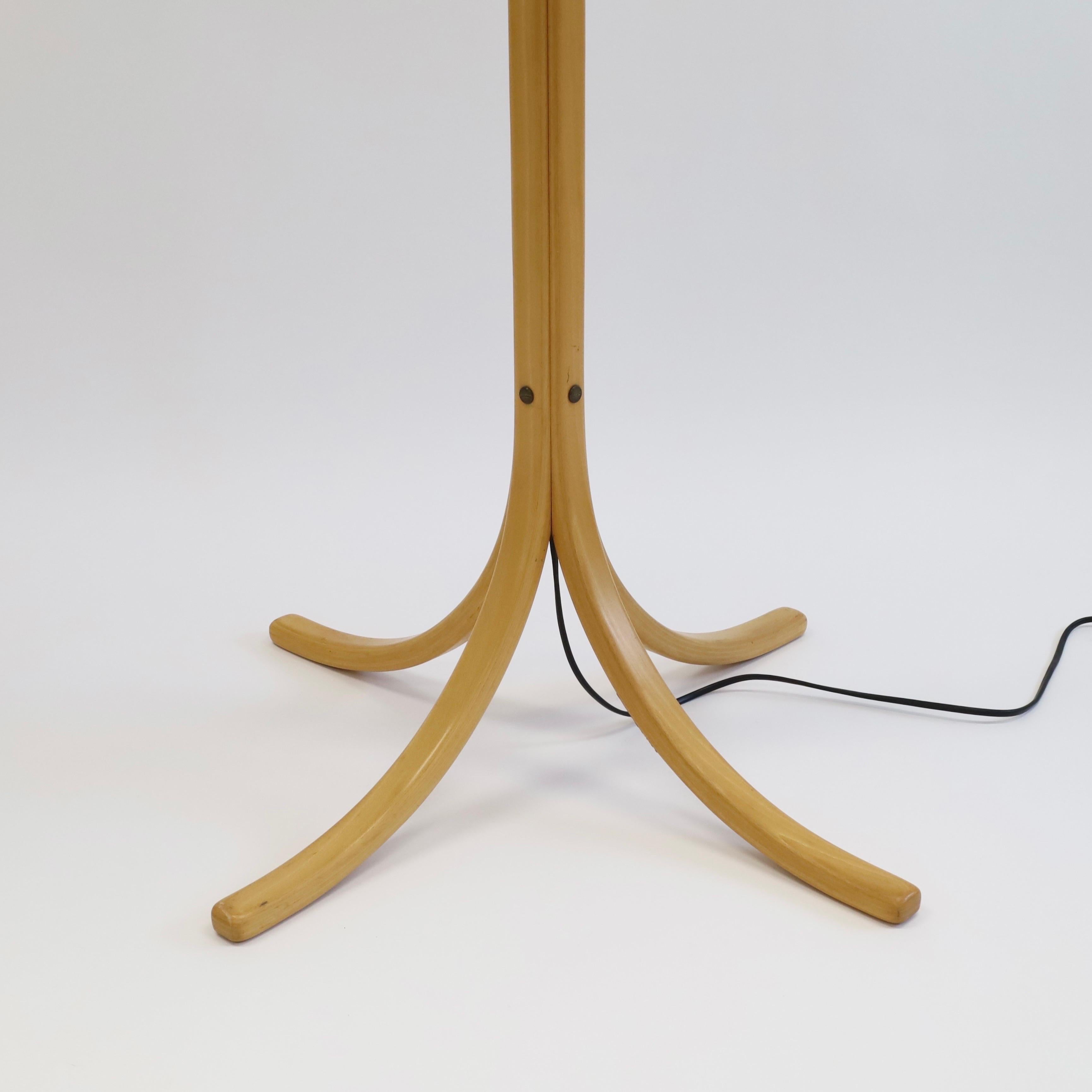 Beech wood Floor Lamp by Anna Ehrner for Atelje Lyktan, 1970s, Sweden For Sale 3
