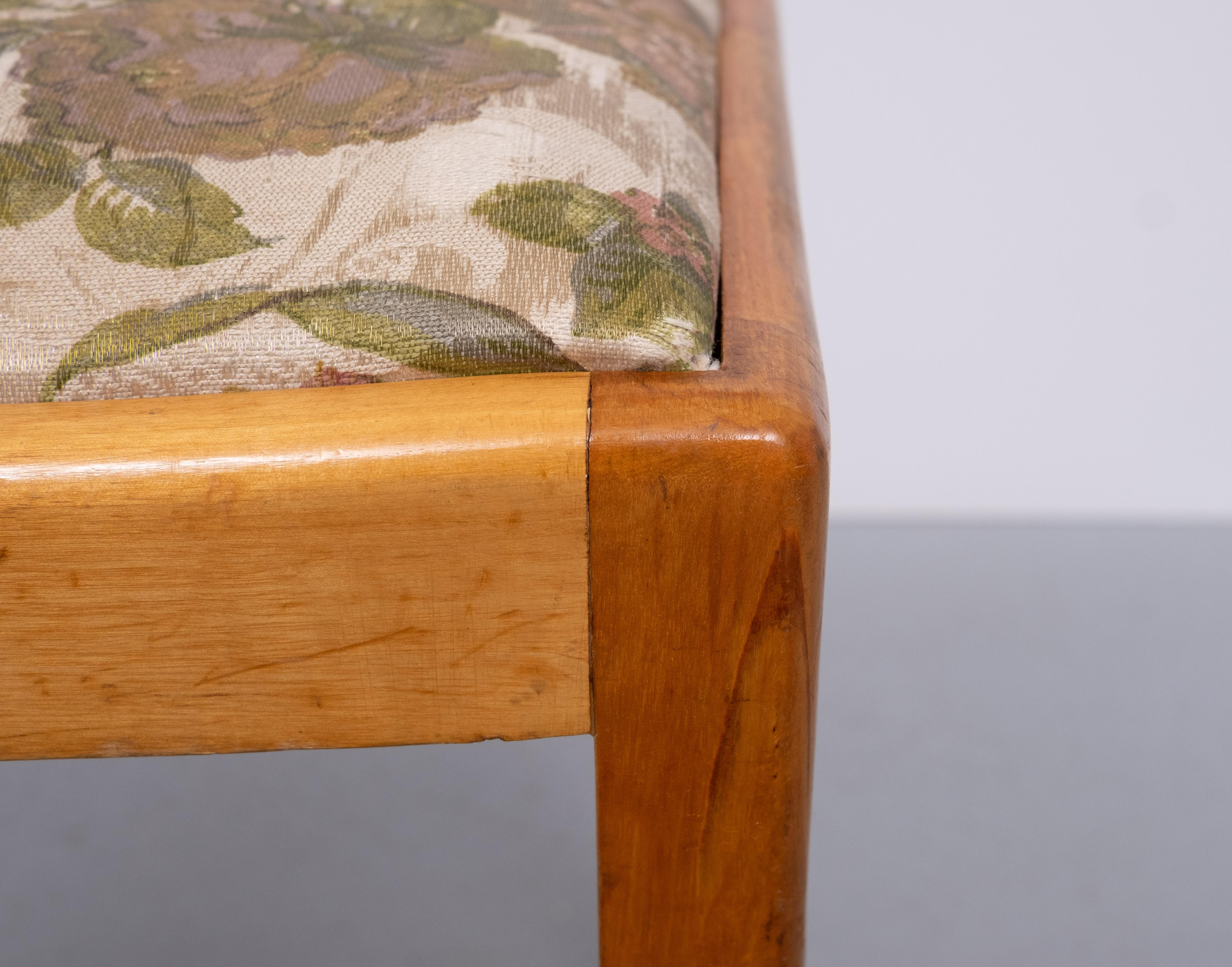 Buchenholz  Fußhocker  1950er Jahre Niederländisch (Mitte des 20. Jahrhunderts) im Angebot