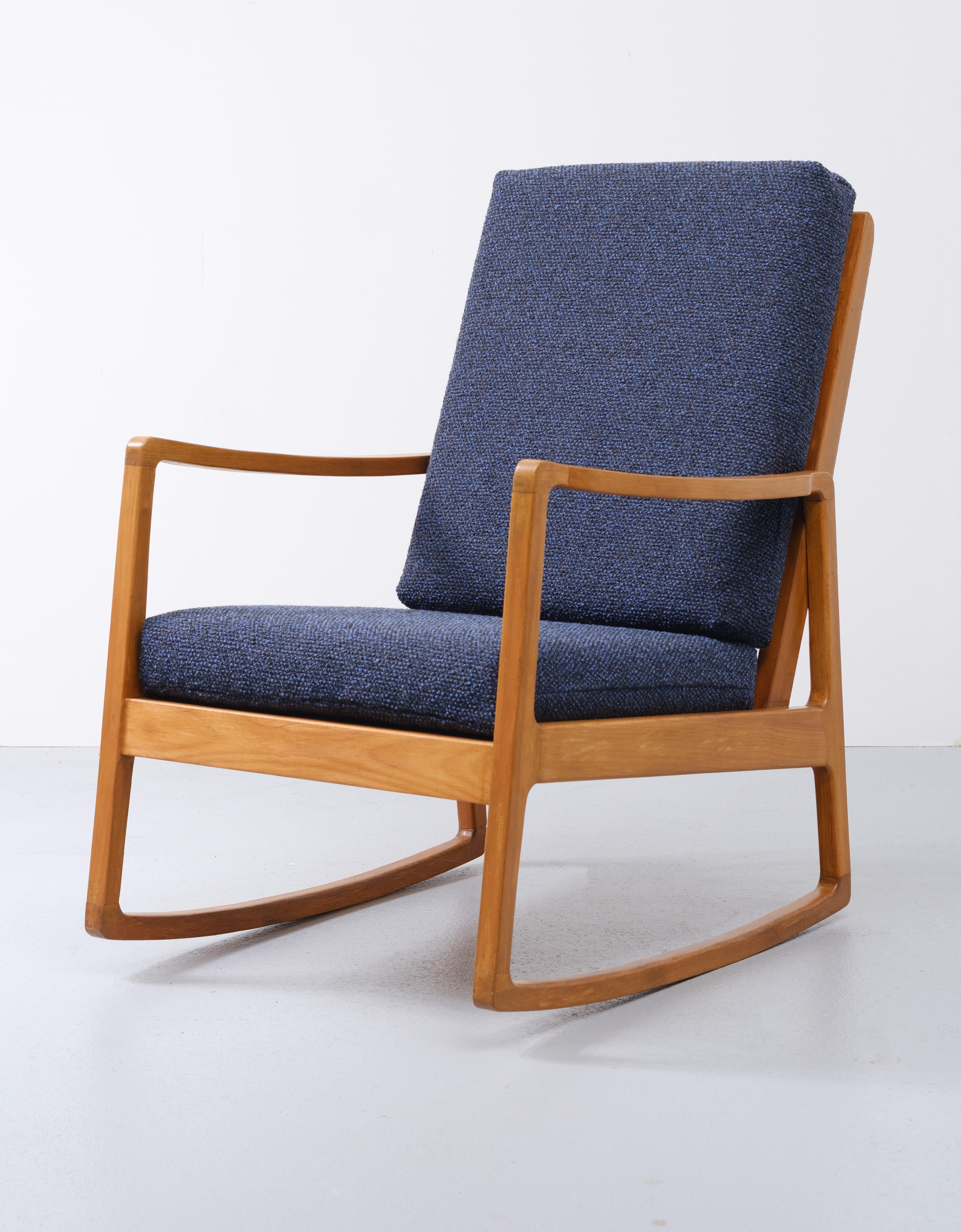 Mid-Century Modern Beechwood Rocking Chair Ole Wanscher 1960s 