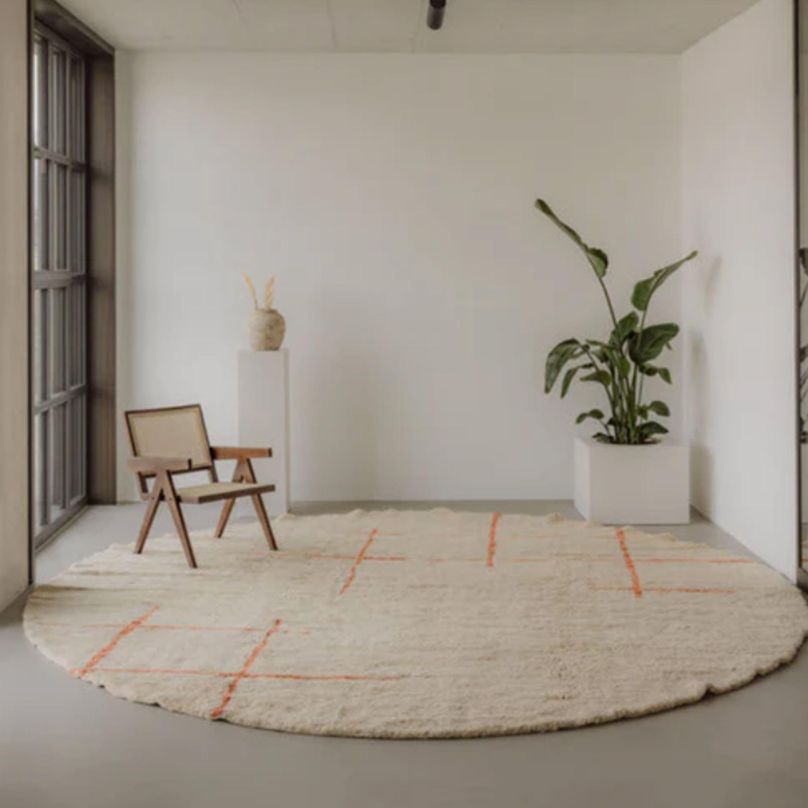 BEEDA Custom Berber Wool Rug Modern Handwoven Large Minimalist Contemporary (Marokkanisch) im Angebot