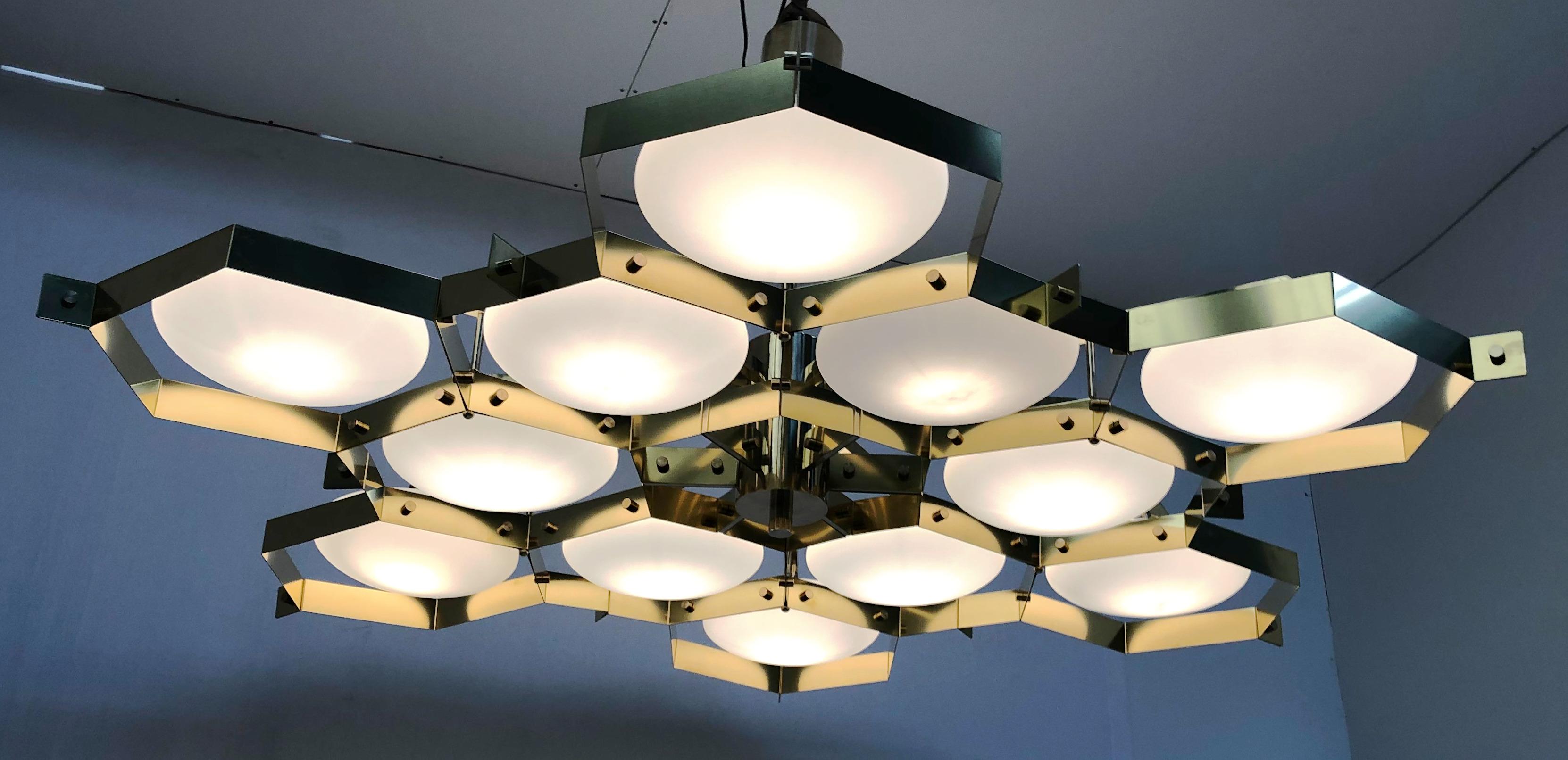 Beehive Chandelier by Fabio Ltd In New Condition For Sale In Los Angeles, CA