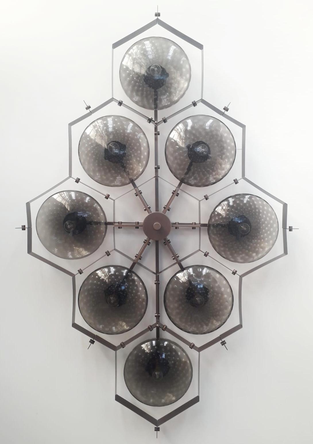 Moderne Monture encastrée Beehive de Fabio Ltd en vente