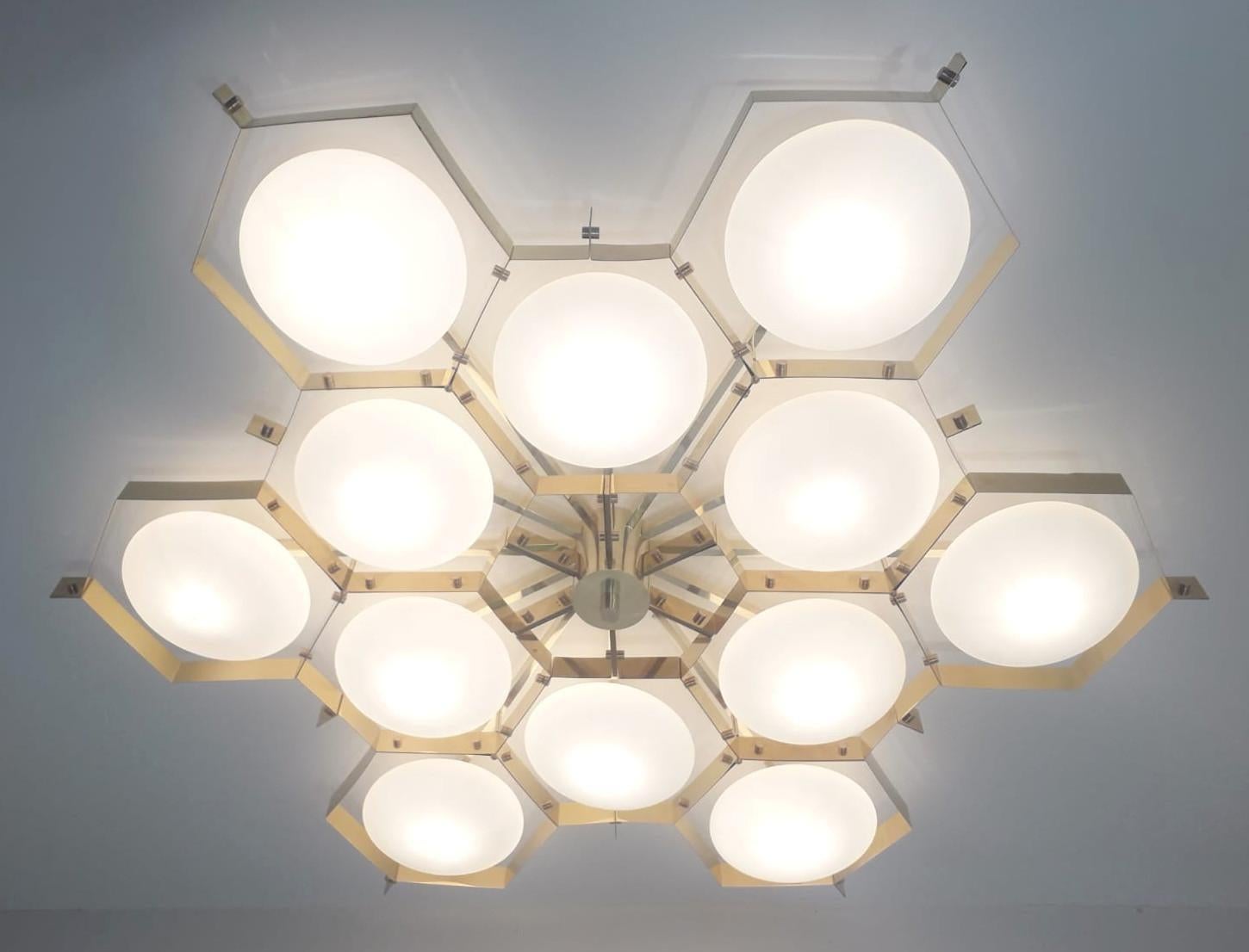 Mid-Century Modern Monture encastrée Beehive de Fabio Ltd en vente