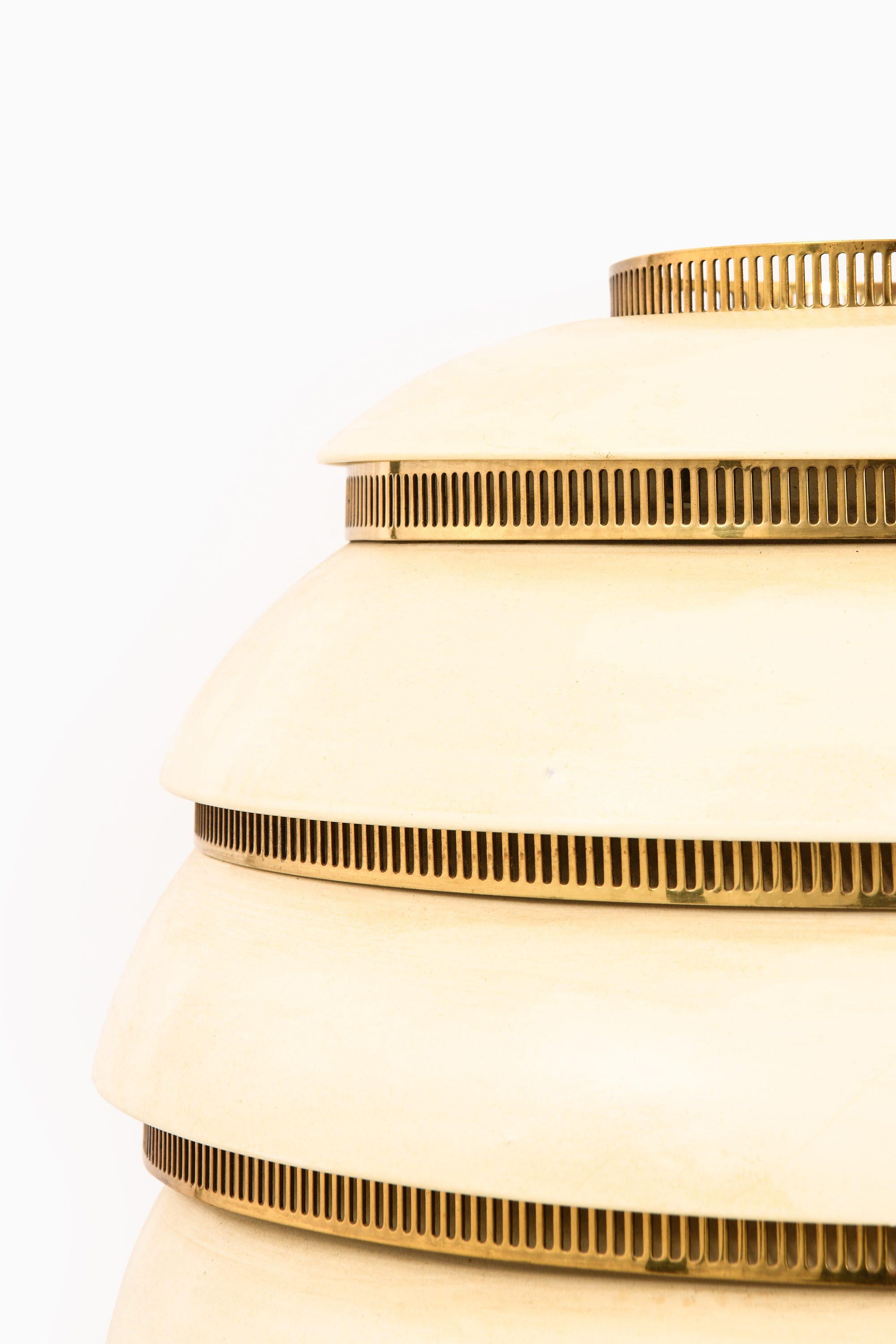 20th Century Beehive Lamp in Brass, White Lacquered Metal by Alvar Aalto, 1953 For Sale