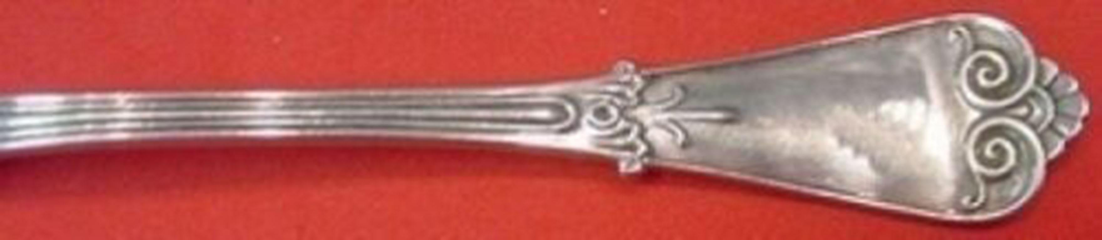 Sterling silver flat handle fish knife all-sterling 8 1/8” in the pattern Edgewood by International. It is monogrammed (monos vary) and is in excellent condition.

Satisfaction guaranteed!
    
