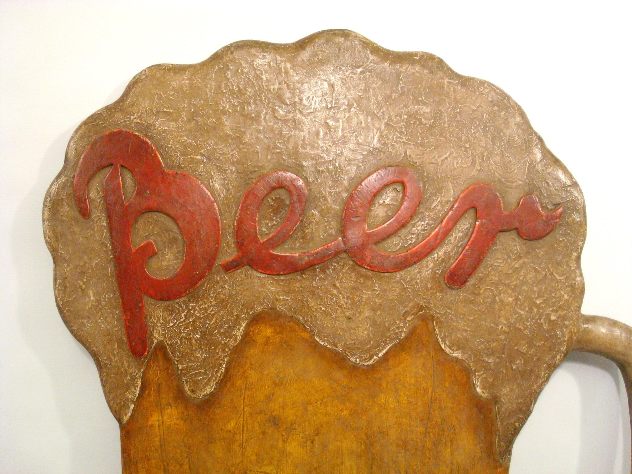 Polychromed Beer Stein / Mug Pub Sign. Mid Century Wall Hanging Folk Art Sign. 1940´s For Sale